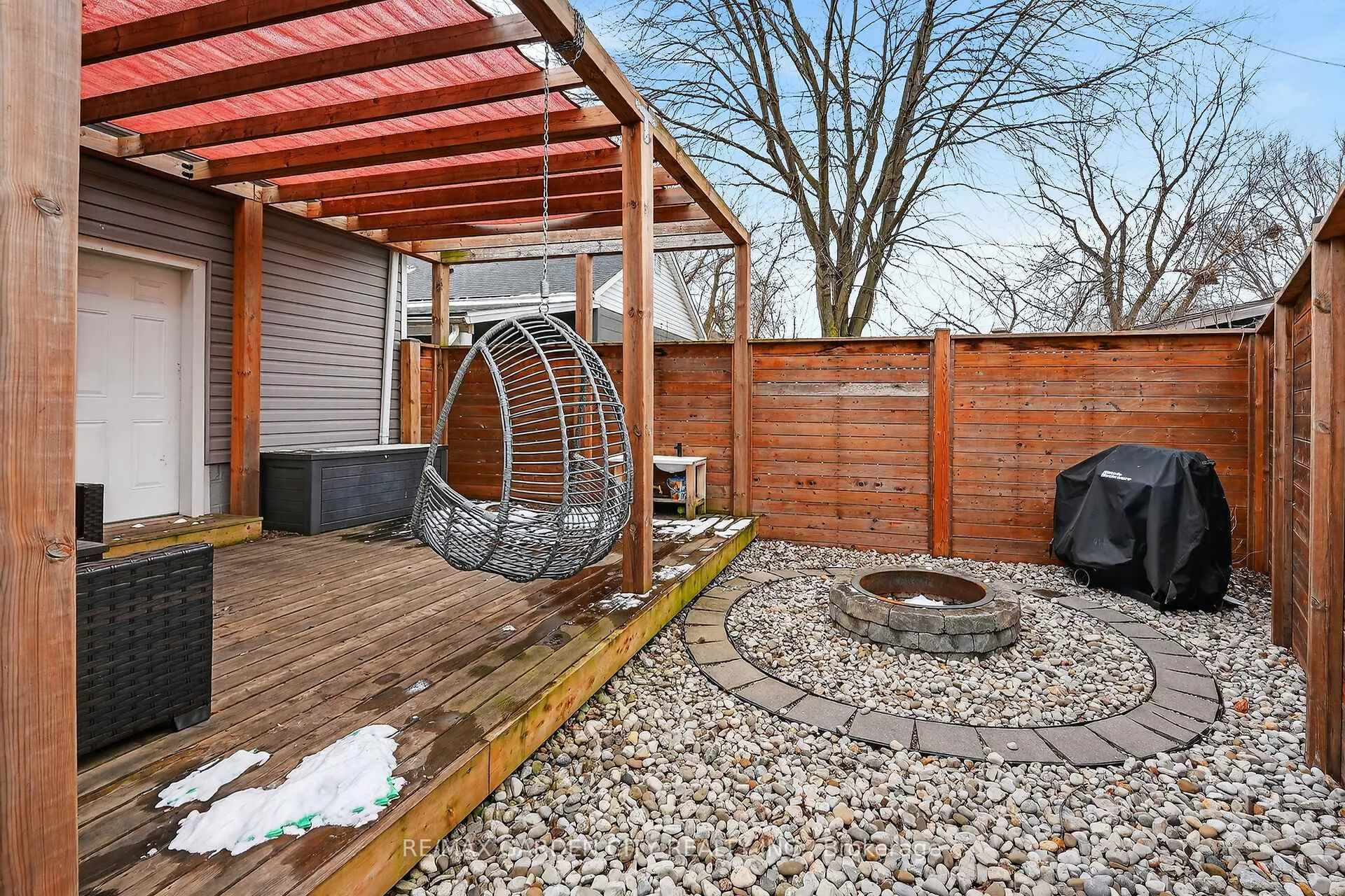 Photo 30 of 65 Scott Street W, St. Catharines, Haig — HOMEH
