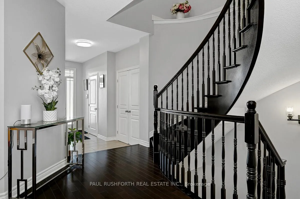 Photo 6 of 560 Du Pin Rouge Way, Ottawa, Mer Bleue/Bradley Estates/Anderson Park — HOMEH