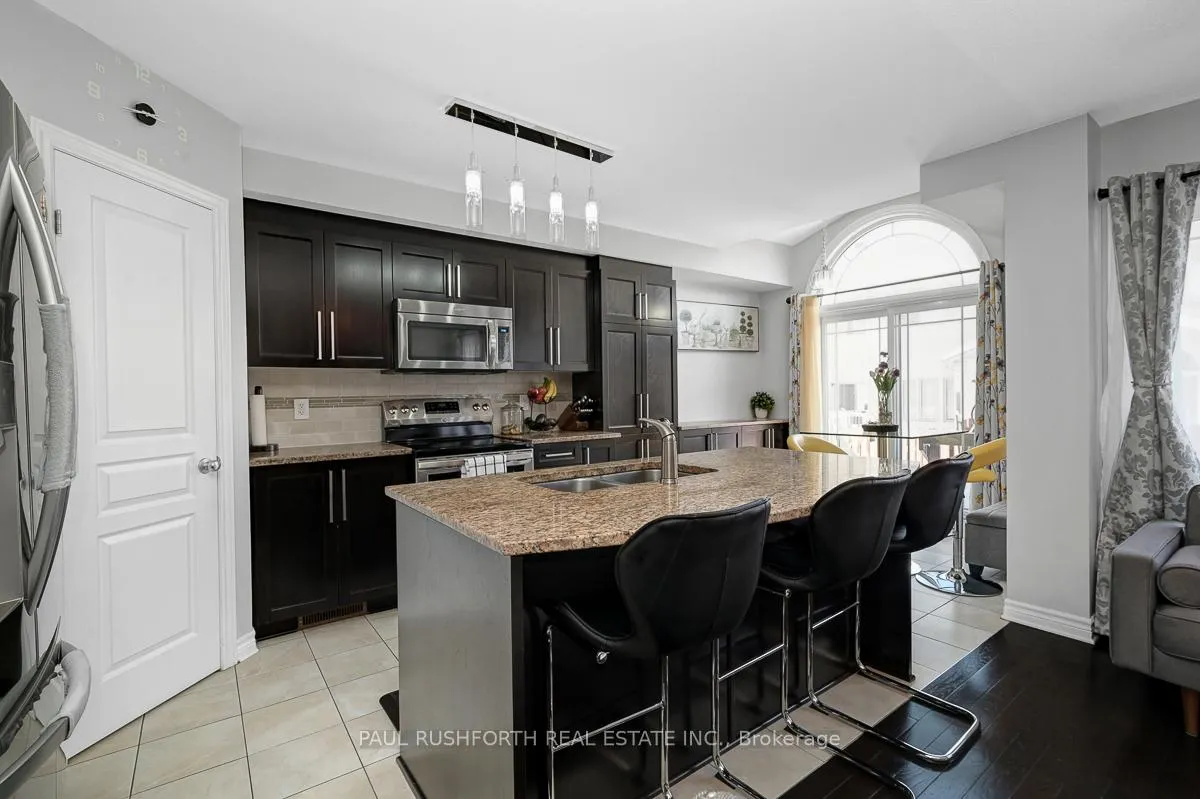 Photo 14 of 560 Du Pin Rouge Way, Ottawa, Mer Bleue/Bradley Estates/Anderson Park — HOMEH