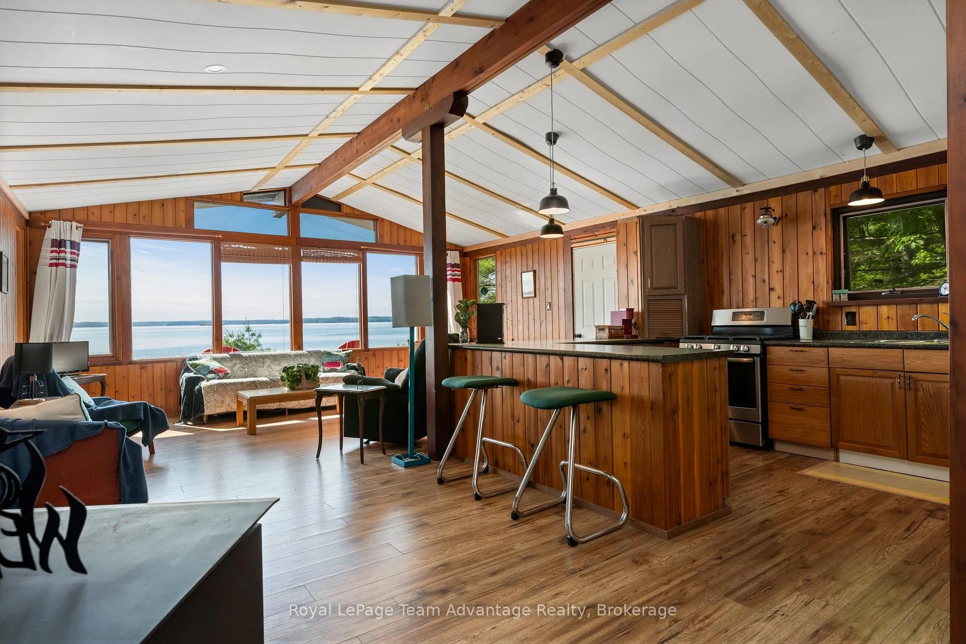 Photo 9 of 36 Island 15c, Carling — HOMEH