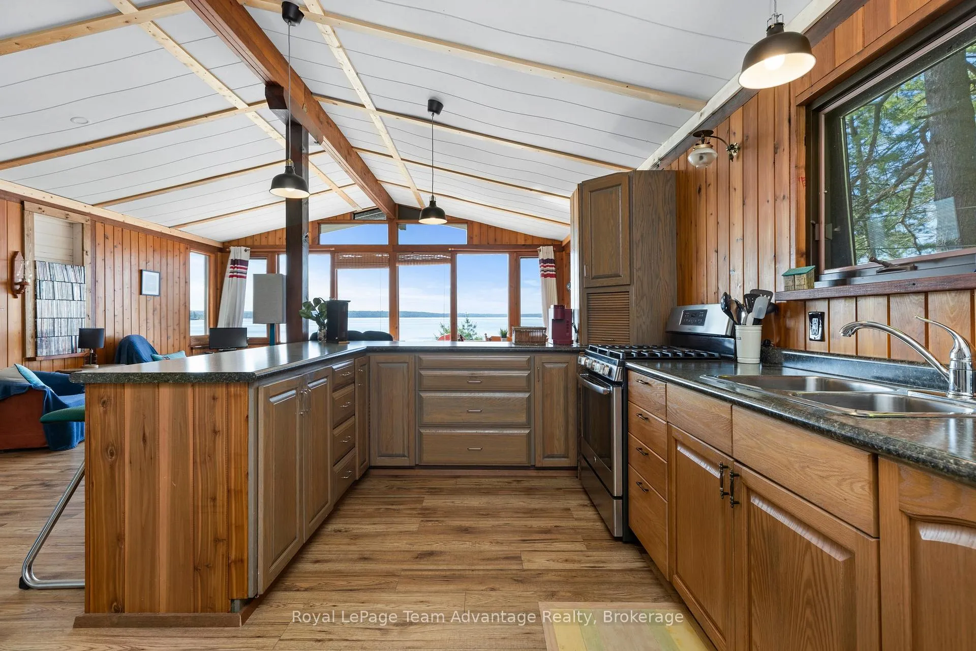 Photo 11 of 36 Island 15c, Carling — HOMEH