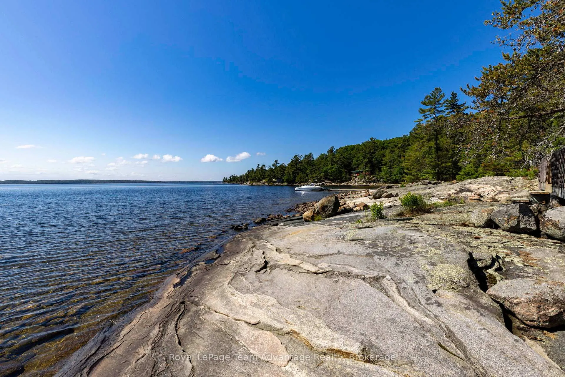 Photo 28 of 36 Island 15c, Carling — HOMEH
