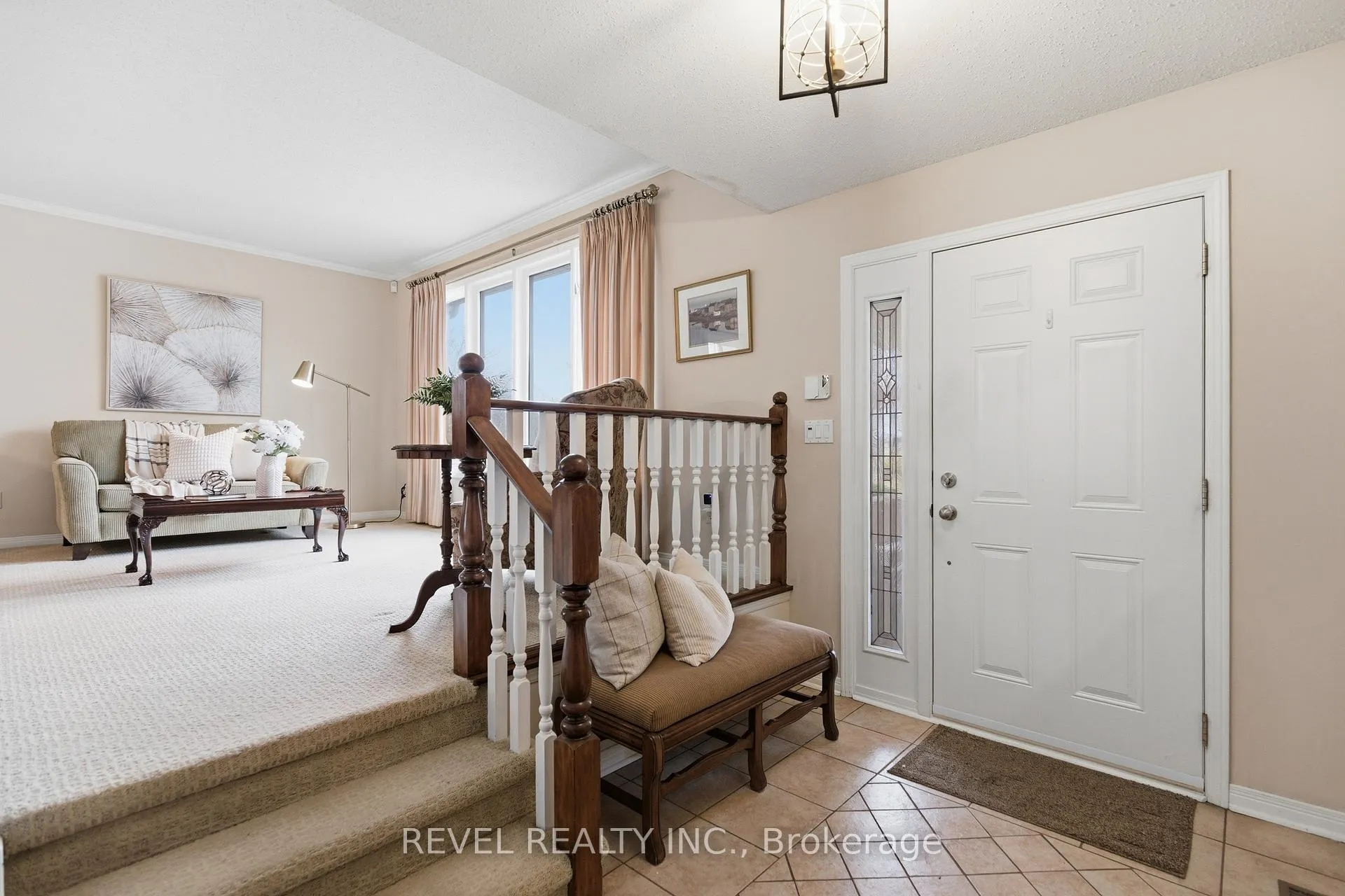 Photo 3 of 3 Elderwood Drive, St. Catharines, Grapeview — HOMEH