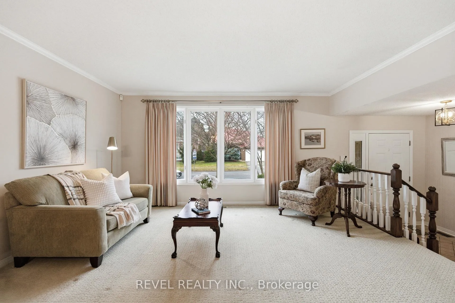 Photo 8 of 3 Elderwood Drive, St. Catharines, Grapeview — HOMEH