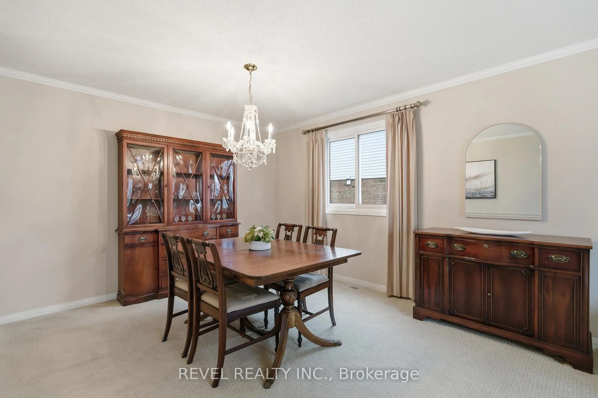 Photo 10 of 3 Elderwood Drive, St. Catharines, Grapeview — HOMEH