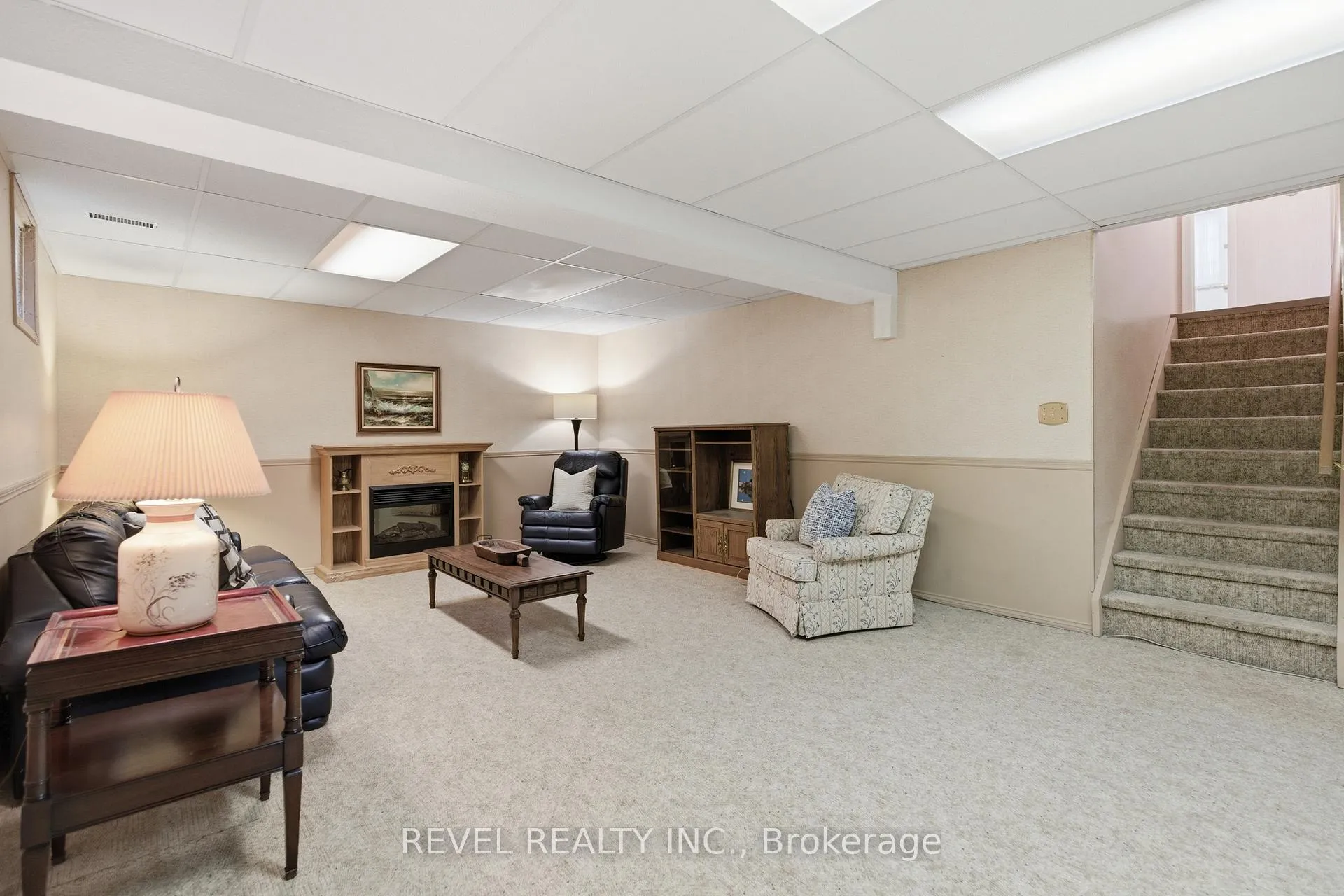 Photo 36 of 3 Elderwood Drive, St. Catharines, Grapeview — HOMEH