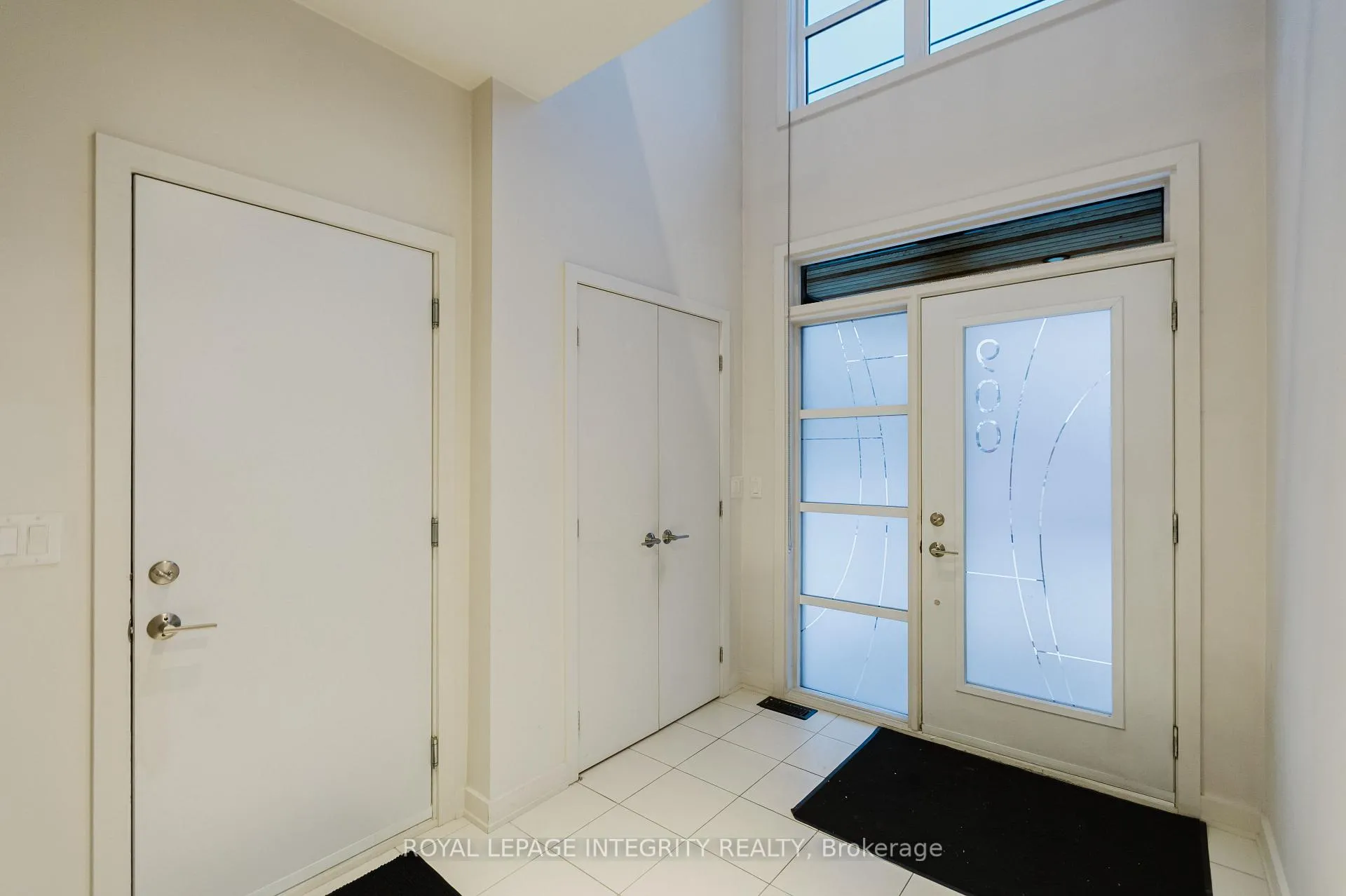 Photo 6 of 900 Chipping Circle, Ottawa, Riverside South/Gloucester Glen — HOMEH