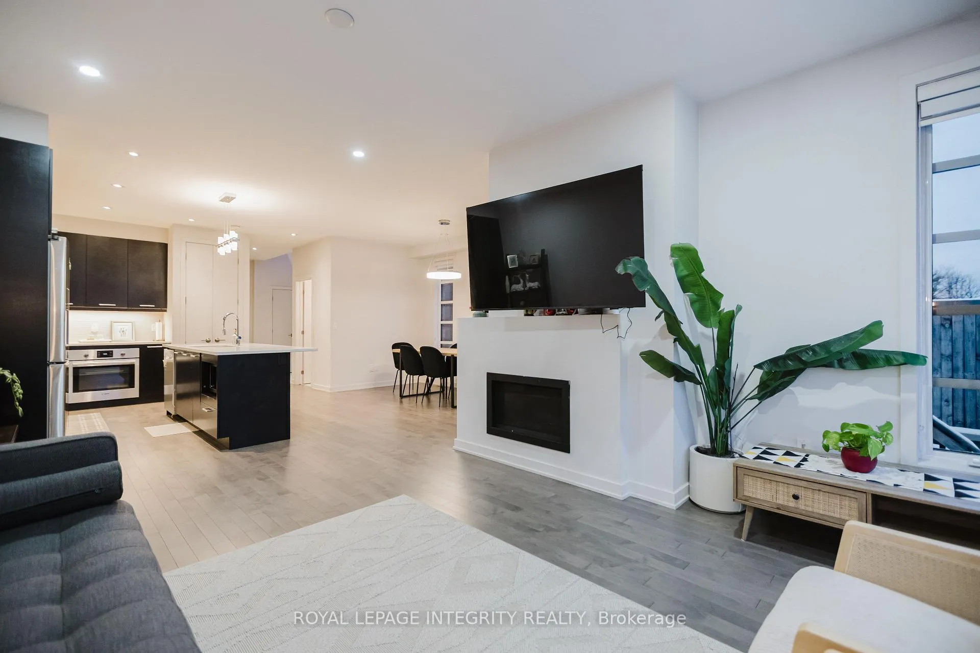 Photo 19 of 900 Chipping Circle, Ottawa, Riverside South/Gloucester Glen — HOMEH