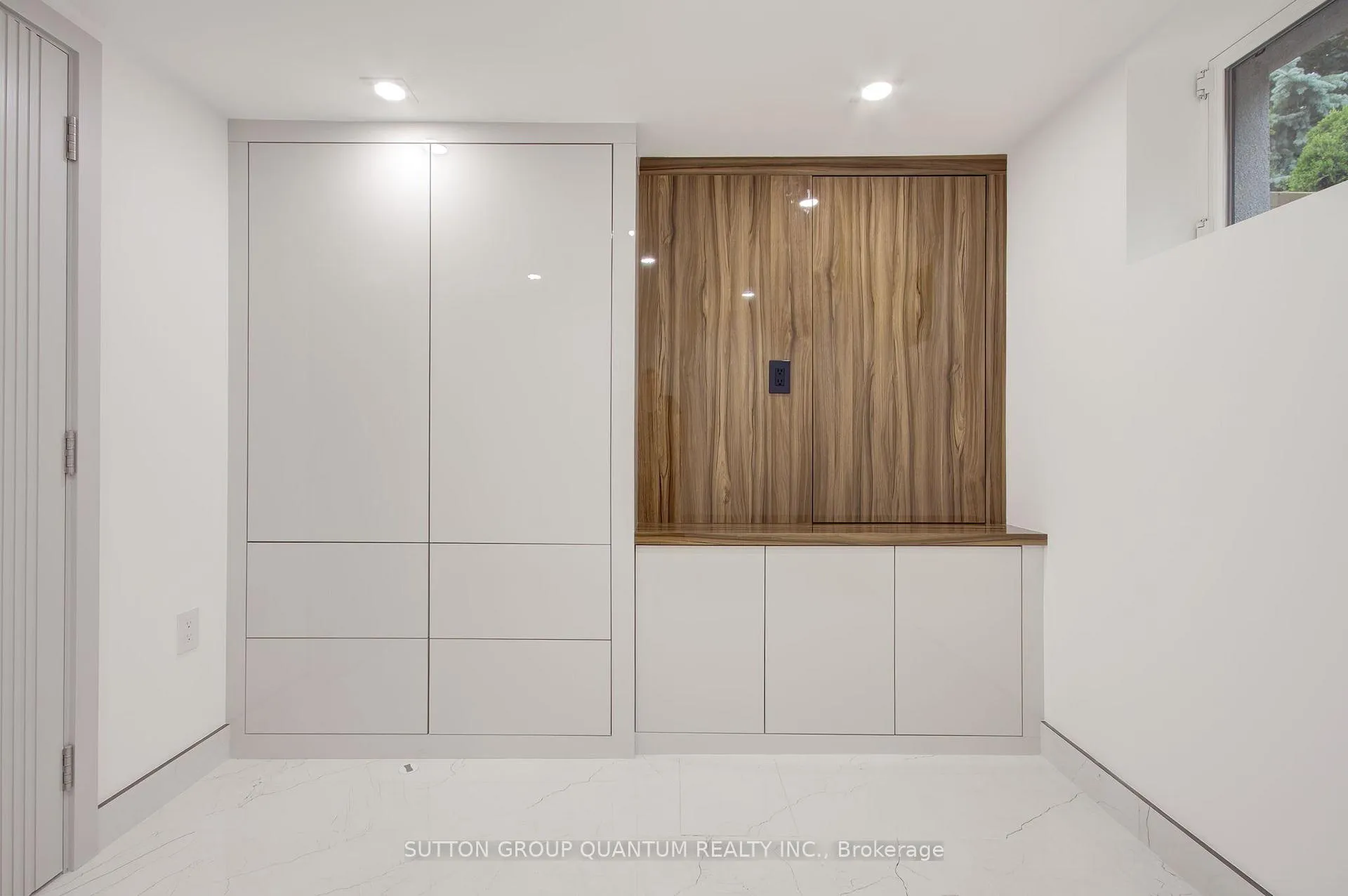 Photo 14 of Unit Lower Unit, 95 South Bend Road E, Hamilton, Balfour — HOMEH