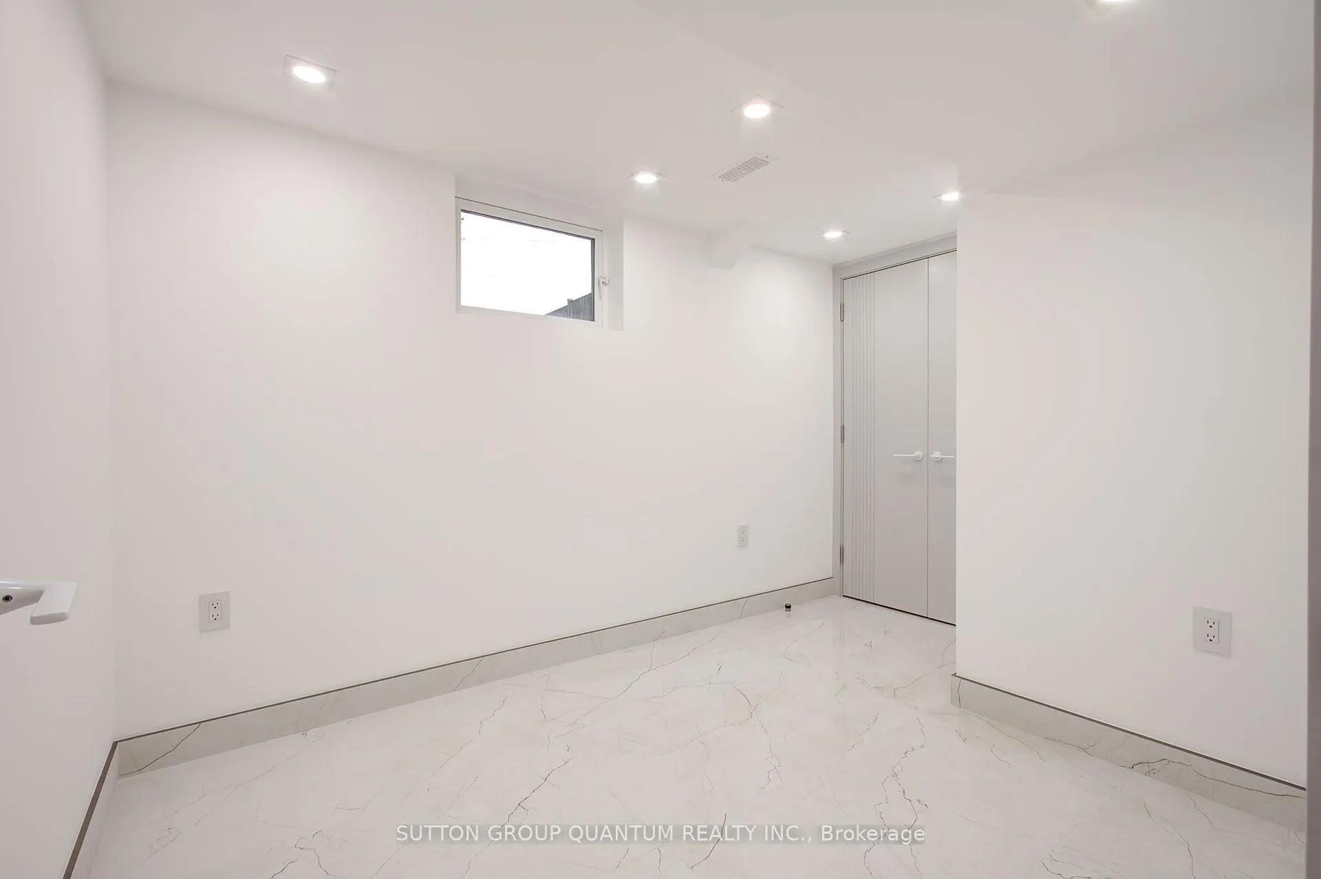Photo 16 of Unit Lower Unit, 95 South Bend Road E, Hamilton, Balfour — HOMEH