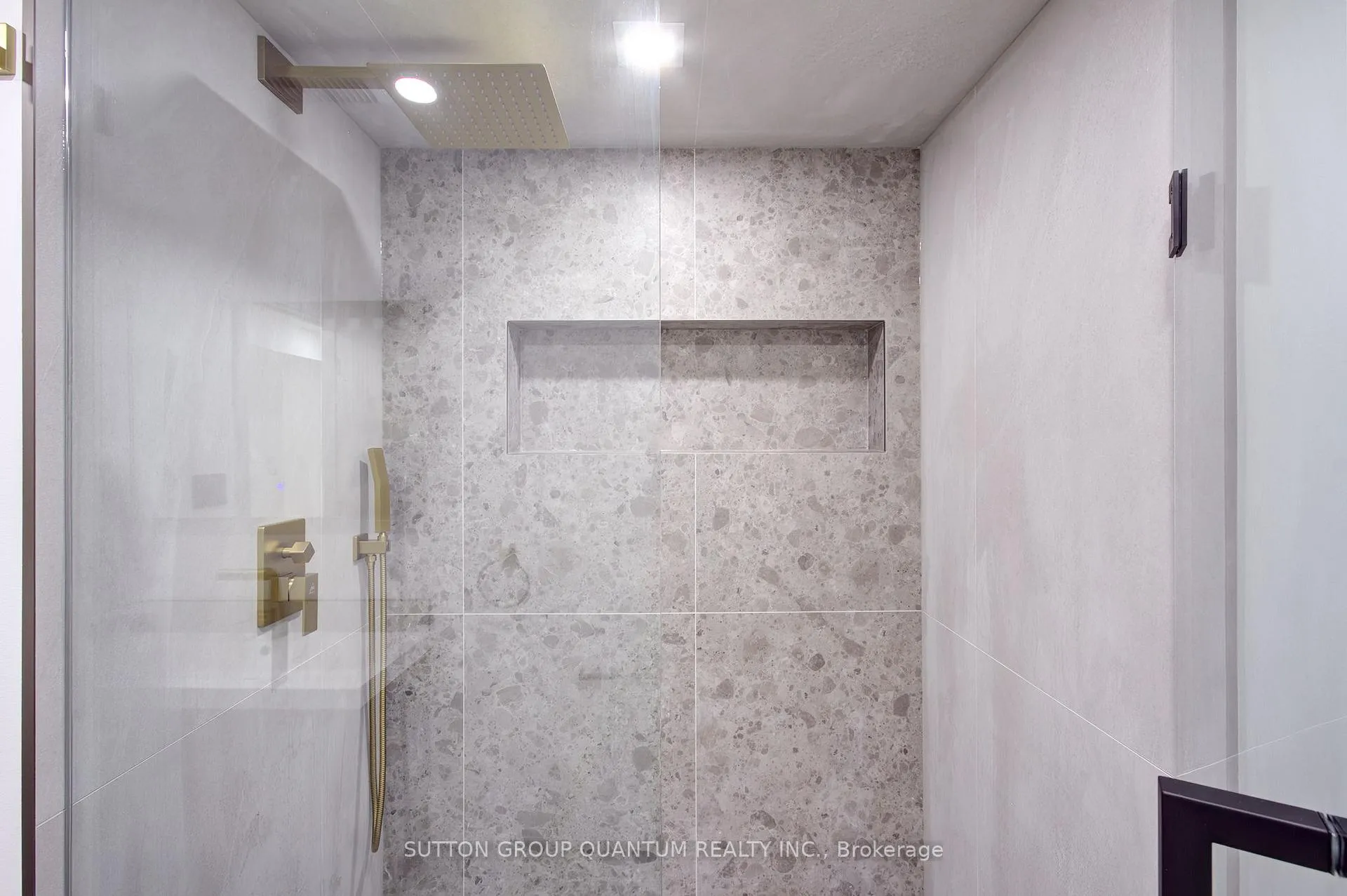 Photo 21 of Unit Lower Unit, 95 South Bend Road E, Hamilton, Balfour — HOMEH