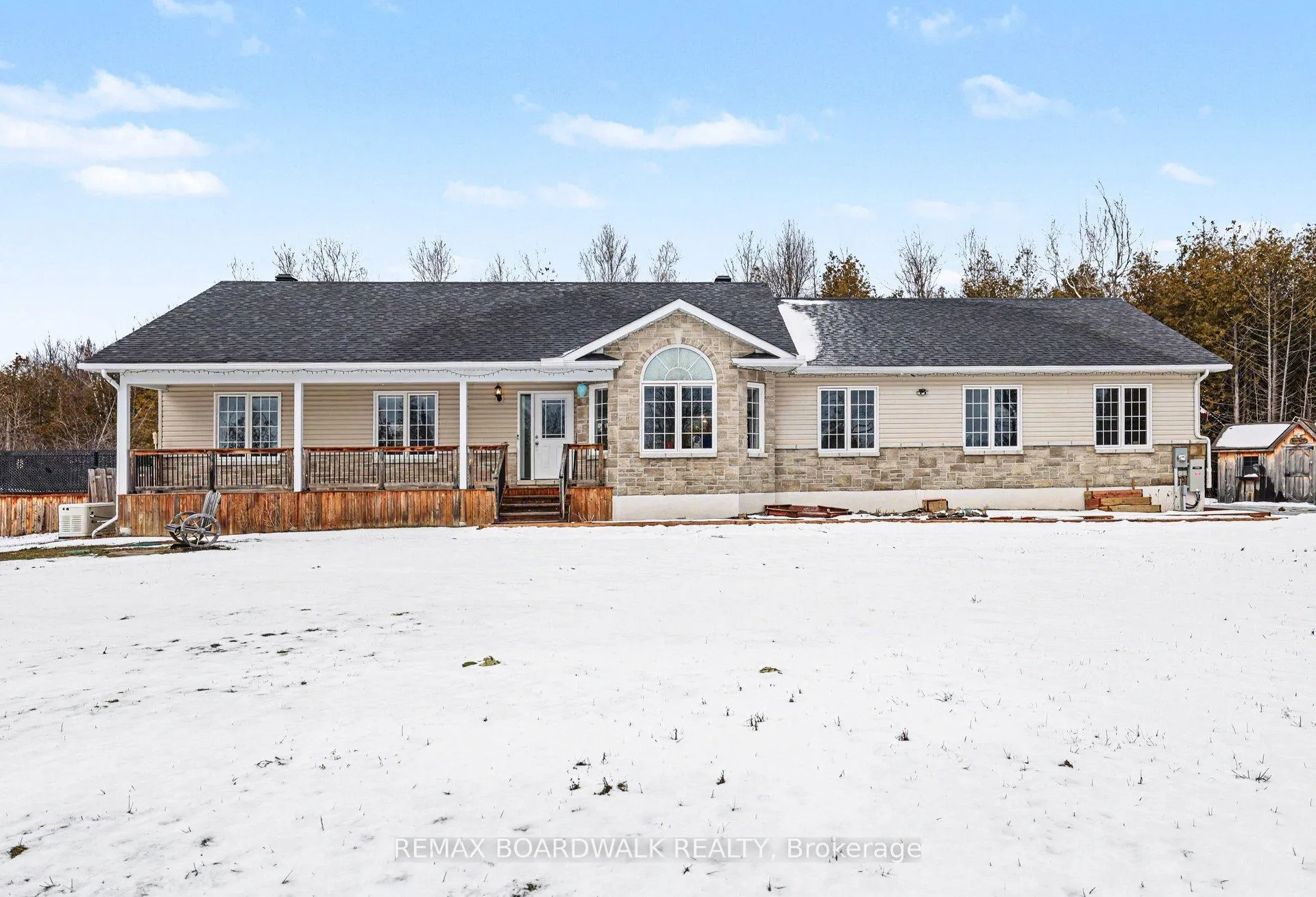 Front of 264 Ejs Lane