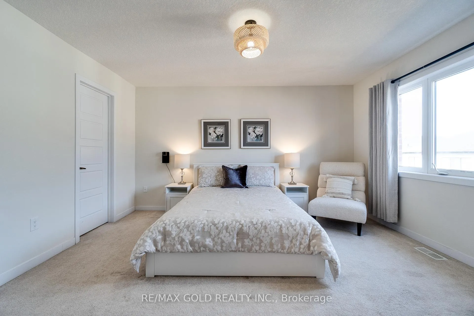 Photo 26 of 128 Pagebrook Crescent, Hamilton, Stoney Creek Mountain — HOMEH