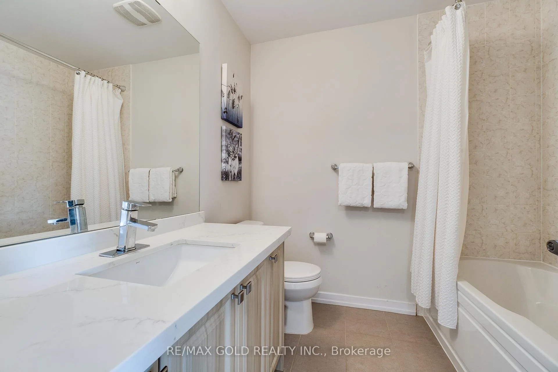 Photo 35 of 128 Pagebrook Crescent, Hamilton, Stoney Creek Mountain — HOMEH