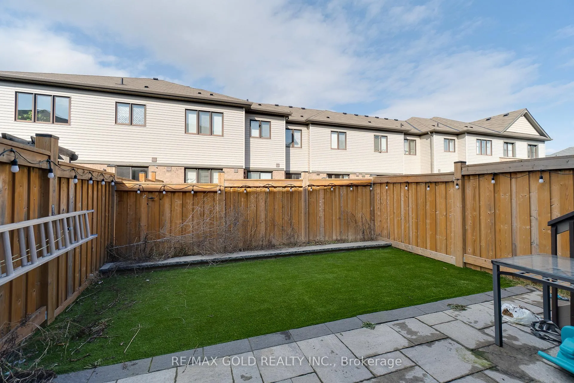 Photo 47 of 128 Pagebrook Crescent, Hamilton, Stoney Creek Mountain — HOMEH