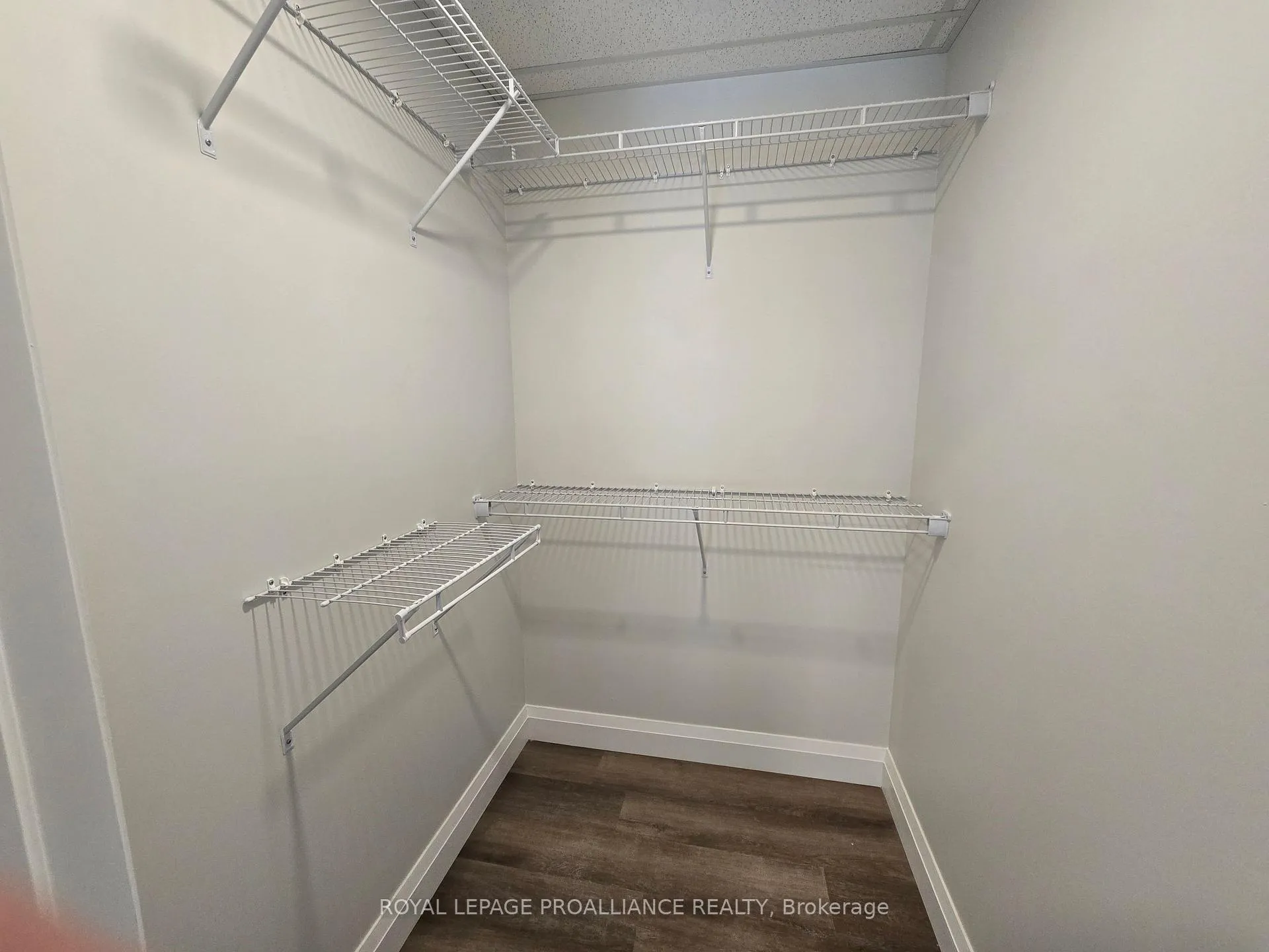 Photo 17 of Unit 203, 241 Front Street, Belleville, Belleville Ward — HOMEH