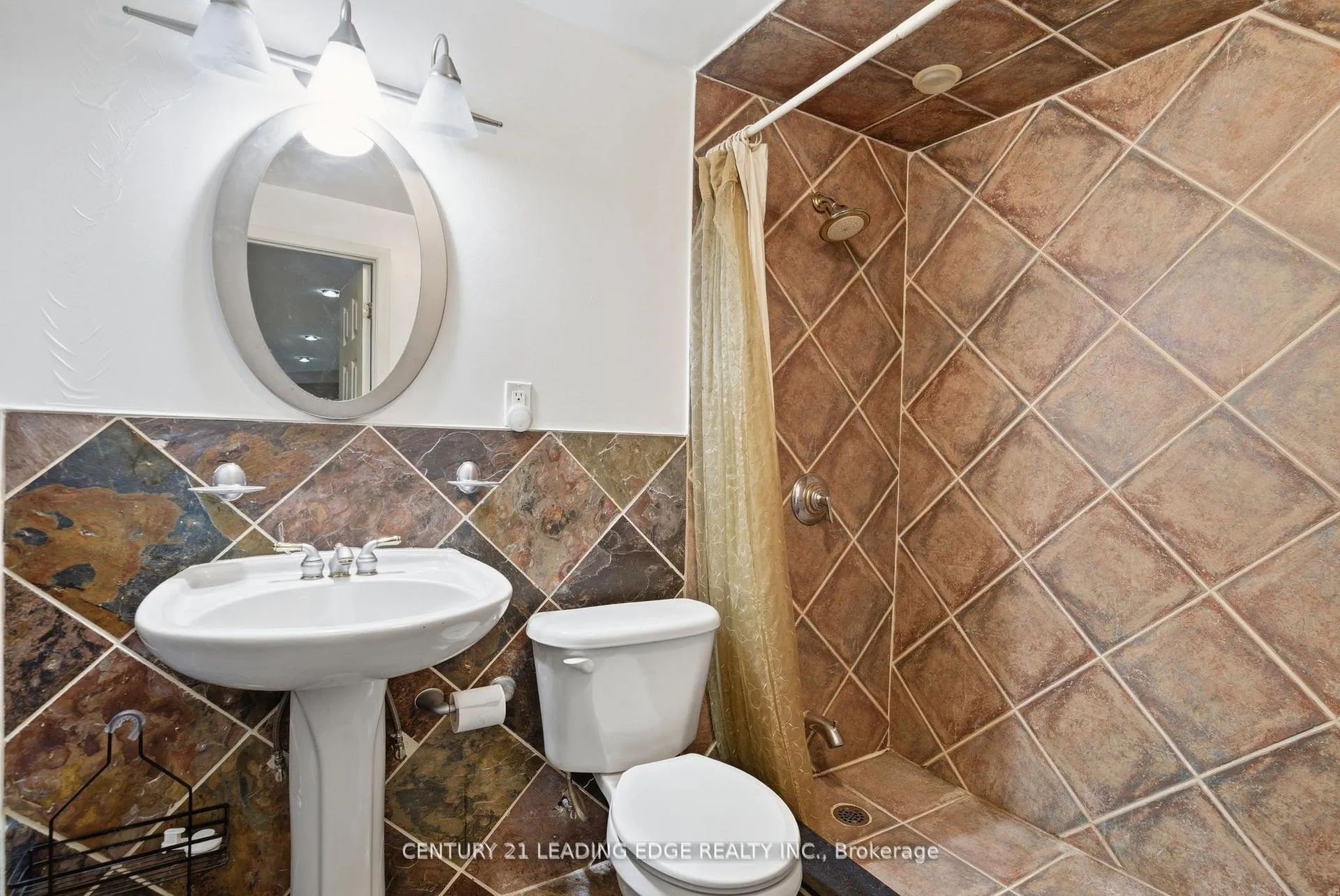 Photo 26 of 65 Forest Heights Street, Whitby, Pringle Creek — HOMEH