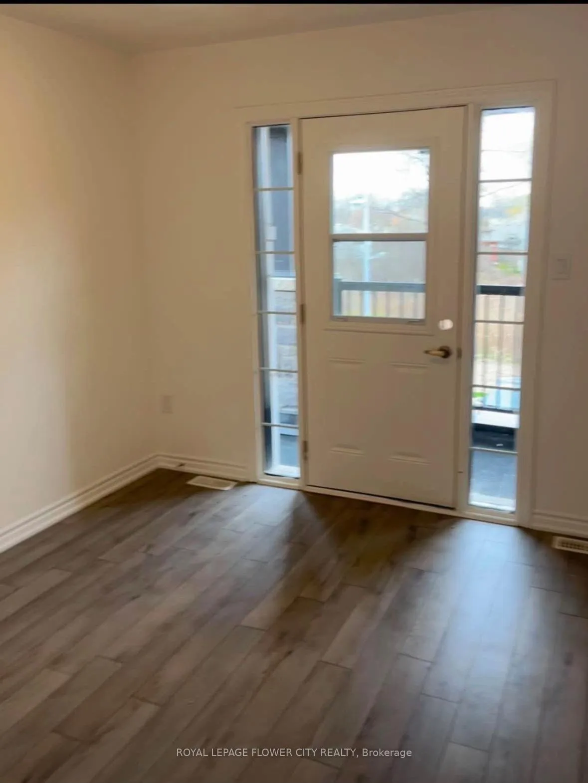 Photo 10 of Unit 12, 7360 Sandy Ridge Common, Niagara Falls, Oldfield — HOMEH