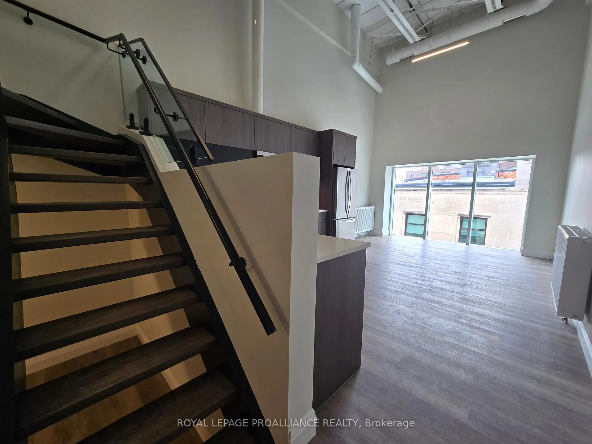 Photo 9 of Unit 204, 241 Front Street, Belleville, Belleville Ward — HOMEH