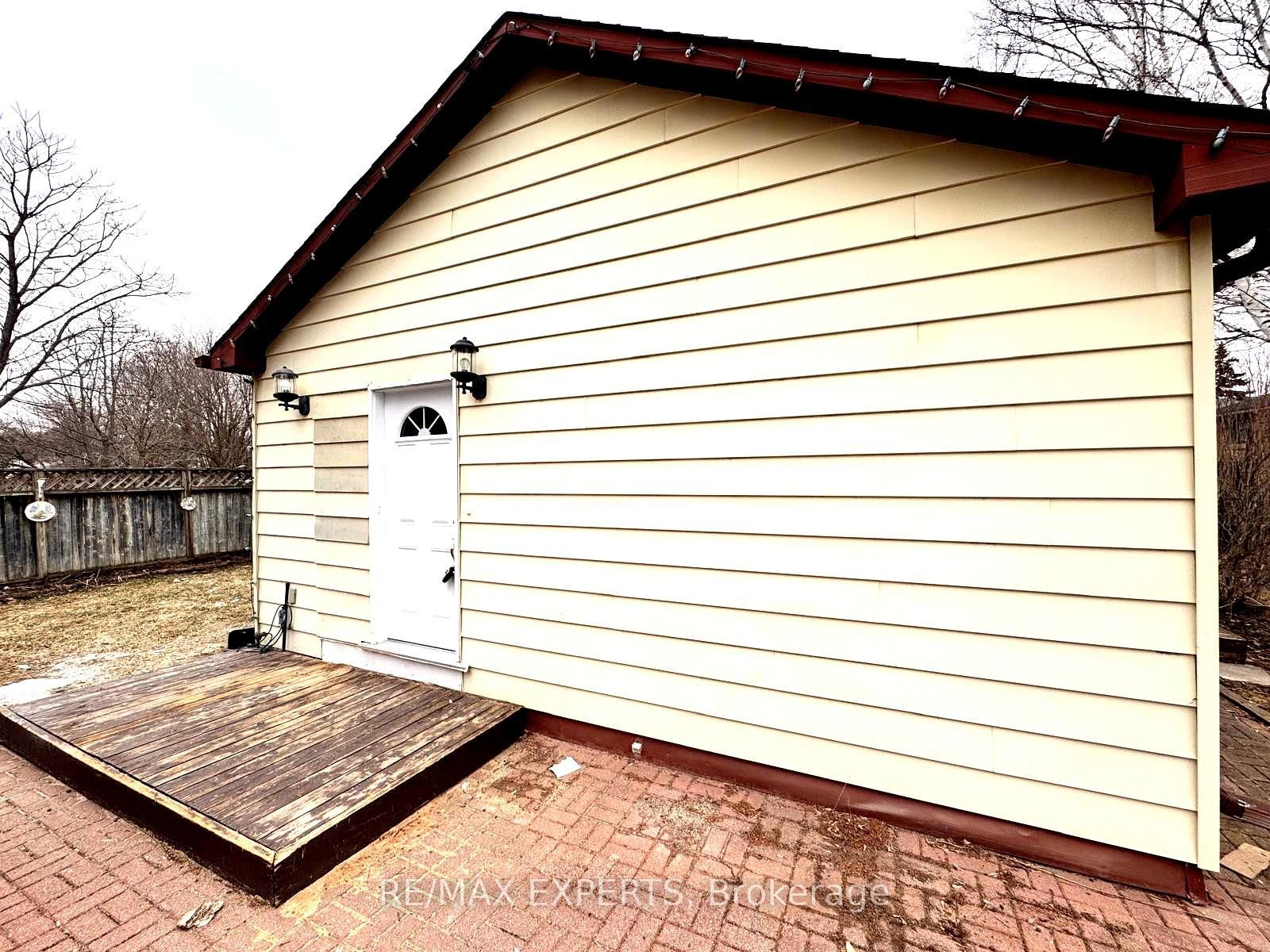 Photo 3 of 132 Patterson Street, New Tecumseth, Beeton — HOMEH