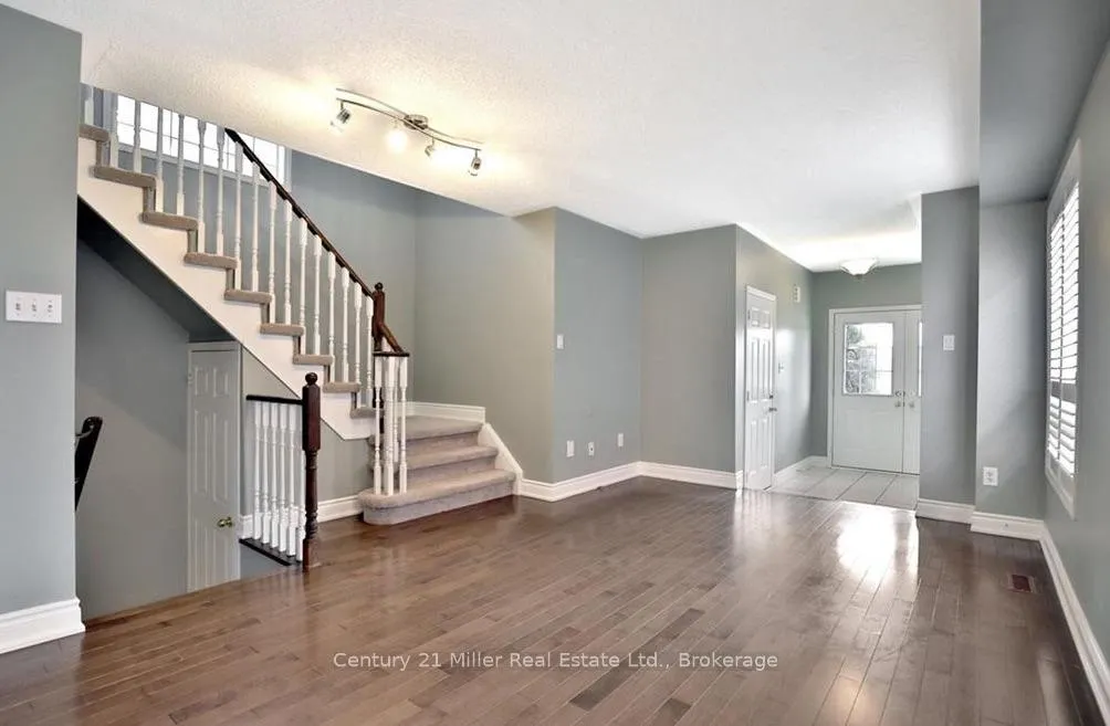 Photo 2 of 445 Fothergill Boulevard, Burlington, Appleby — HOMEH