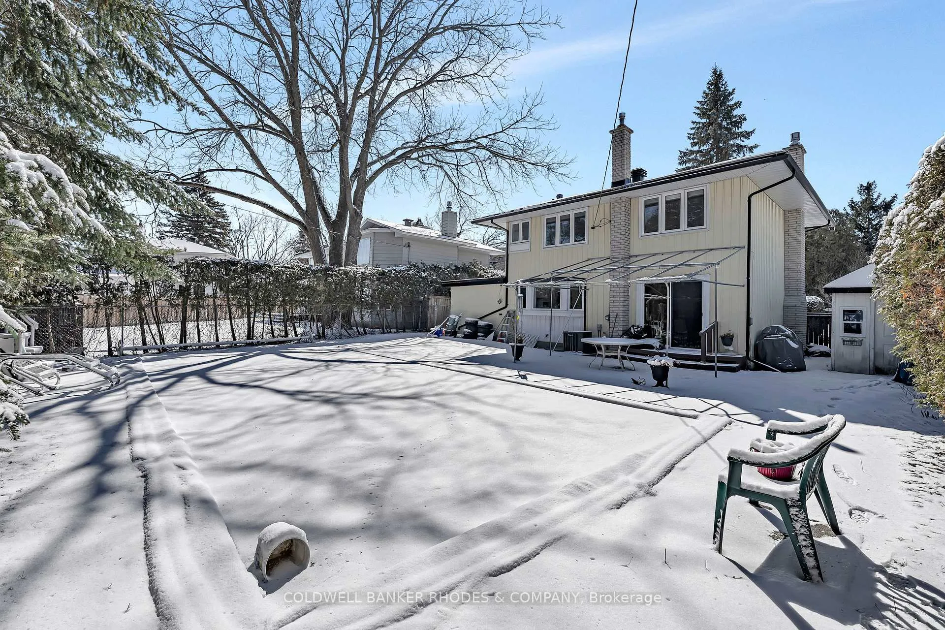 Photo 24 of 22 Dayton Crescent, Ottawa, Leslie Park — HOMEH