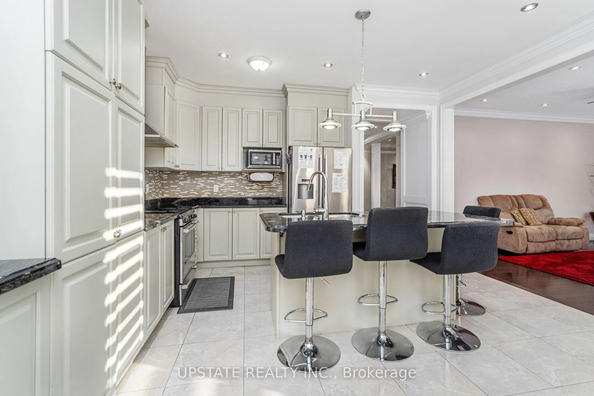 Photo 16 of 12 Haywood Drive, Brampton, Credit Valley — HOMEH