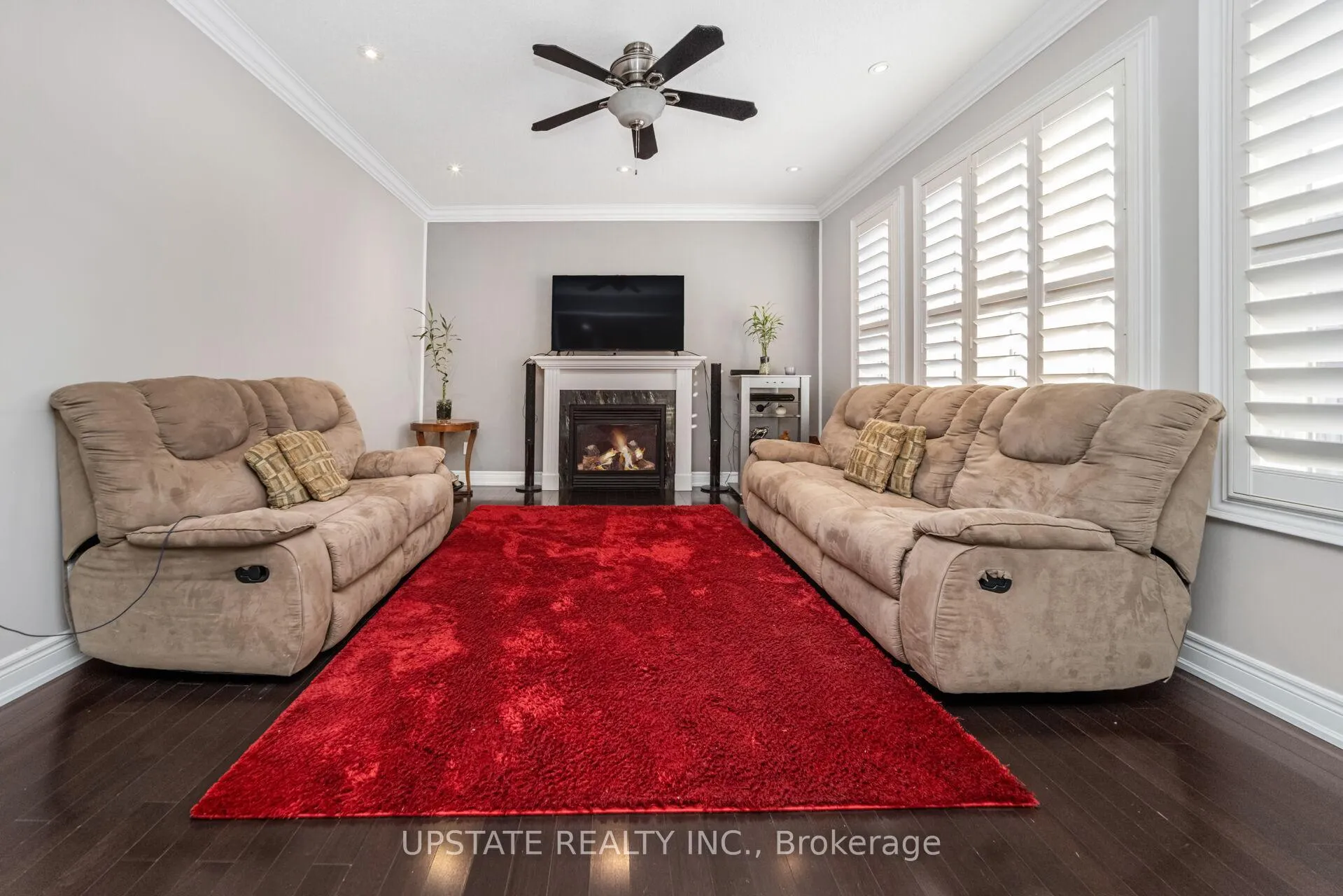 Photo 18 of 12 Haywood Drive, Brampton, Credit Valley — HOMEH