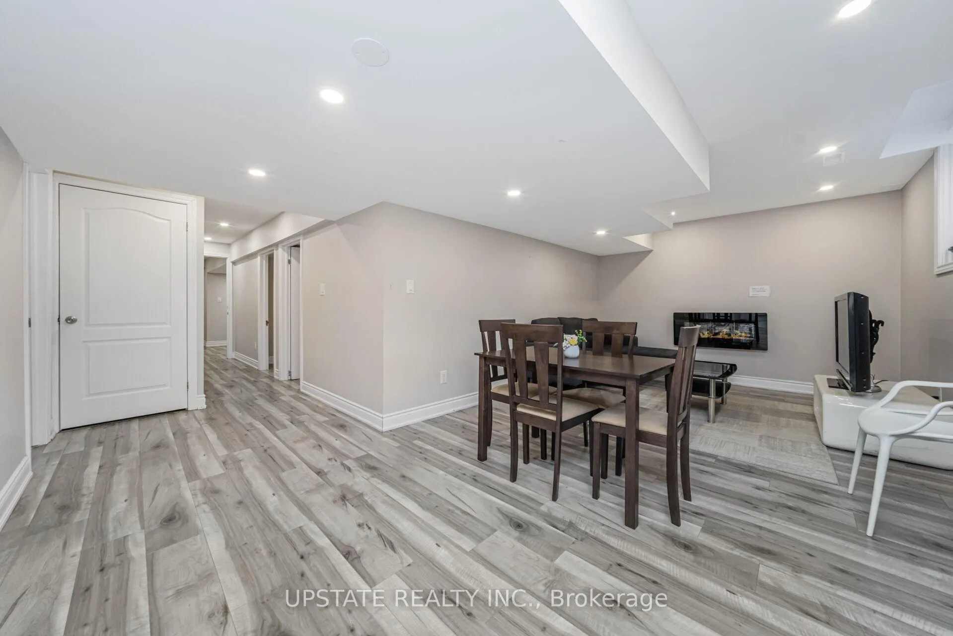 Photo 44 of 12 Haywood Drive, Brampton, Credit Valley — HOMEH
