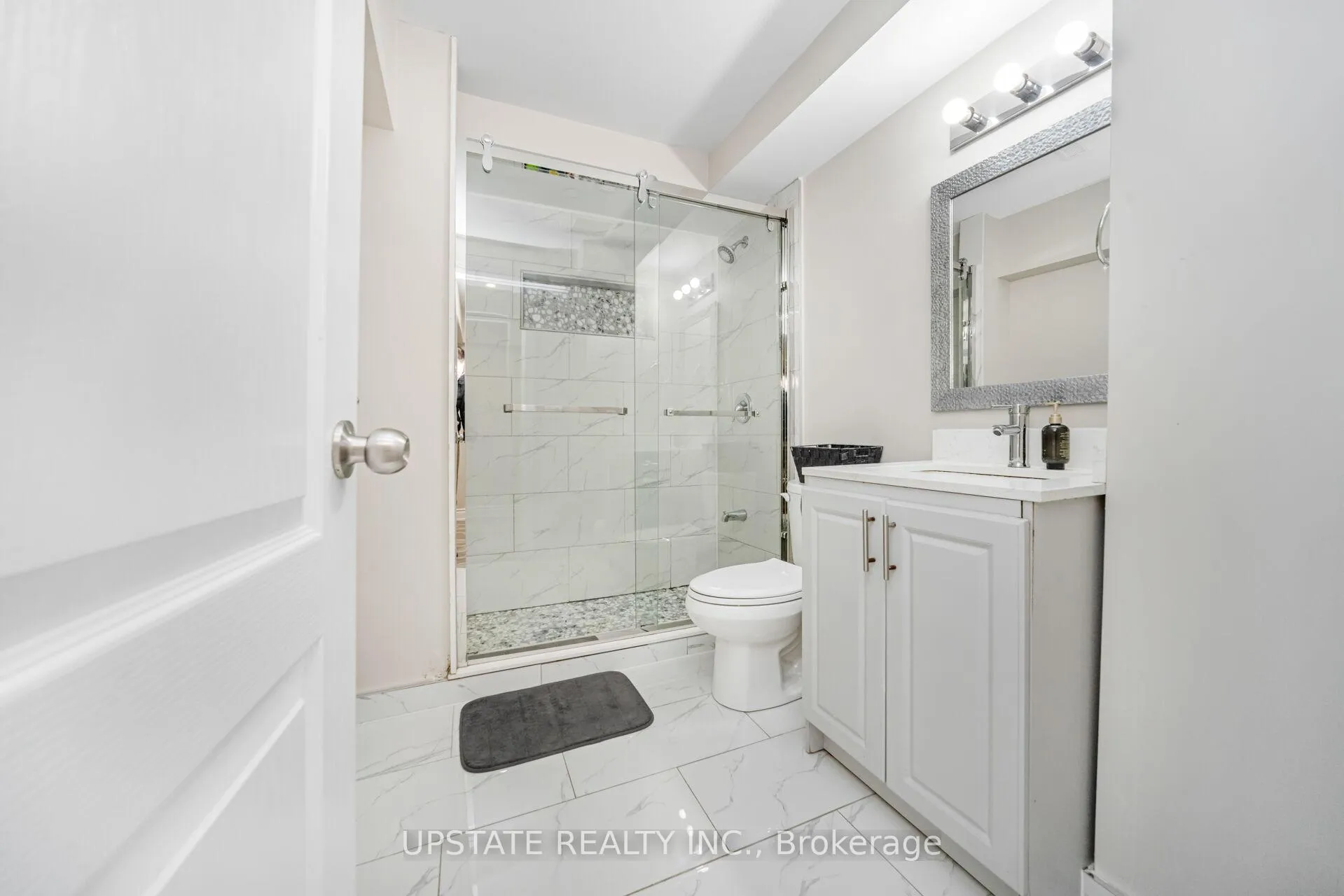 Photo 49 of 12 Haywood Drive, Brampton, Credit Valley — HOMEH