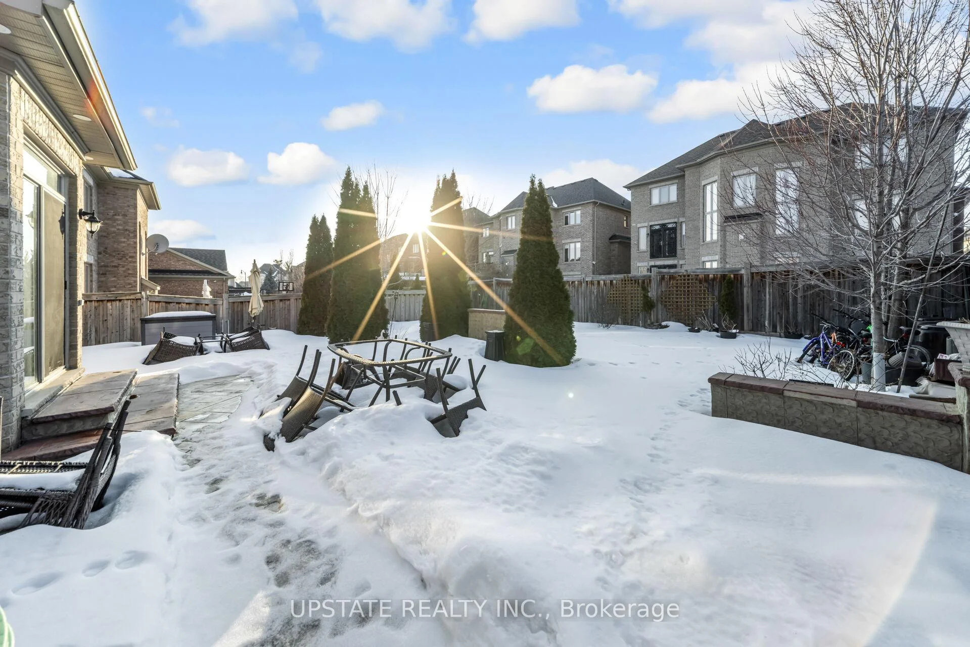 Photo 58 of 12 Haywood Drive, Brampton, Credit Valley — HOMEH