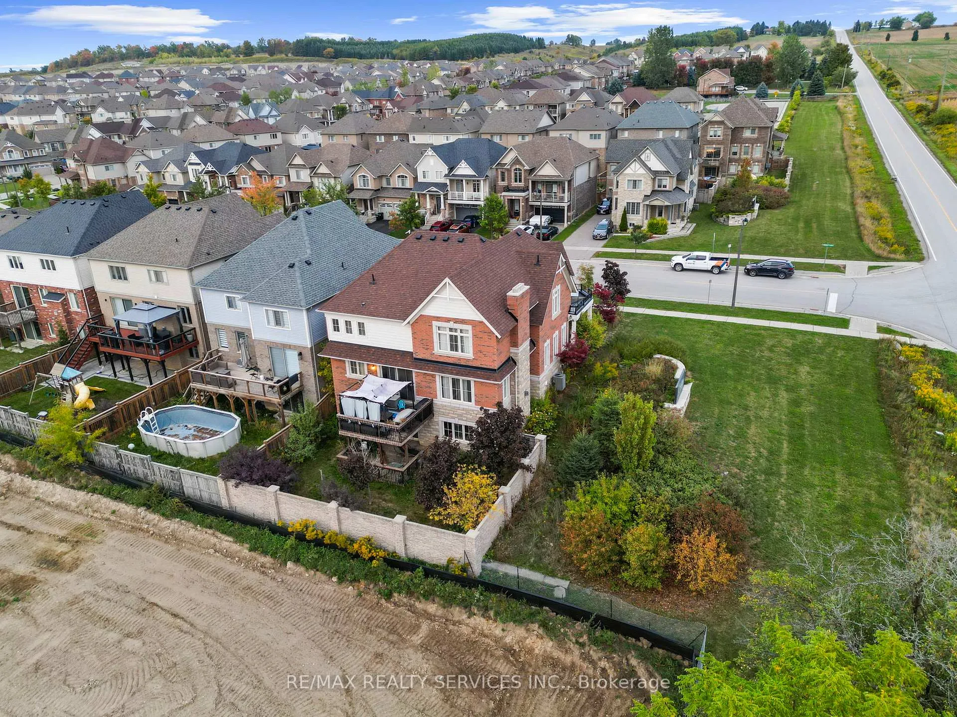 Photo 29 of 2 Kennedy Boulevard, New Tecumseth, Alliston — HOMEH