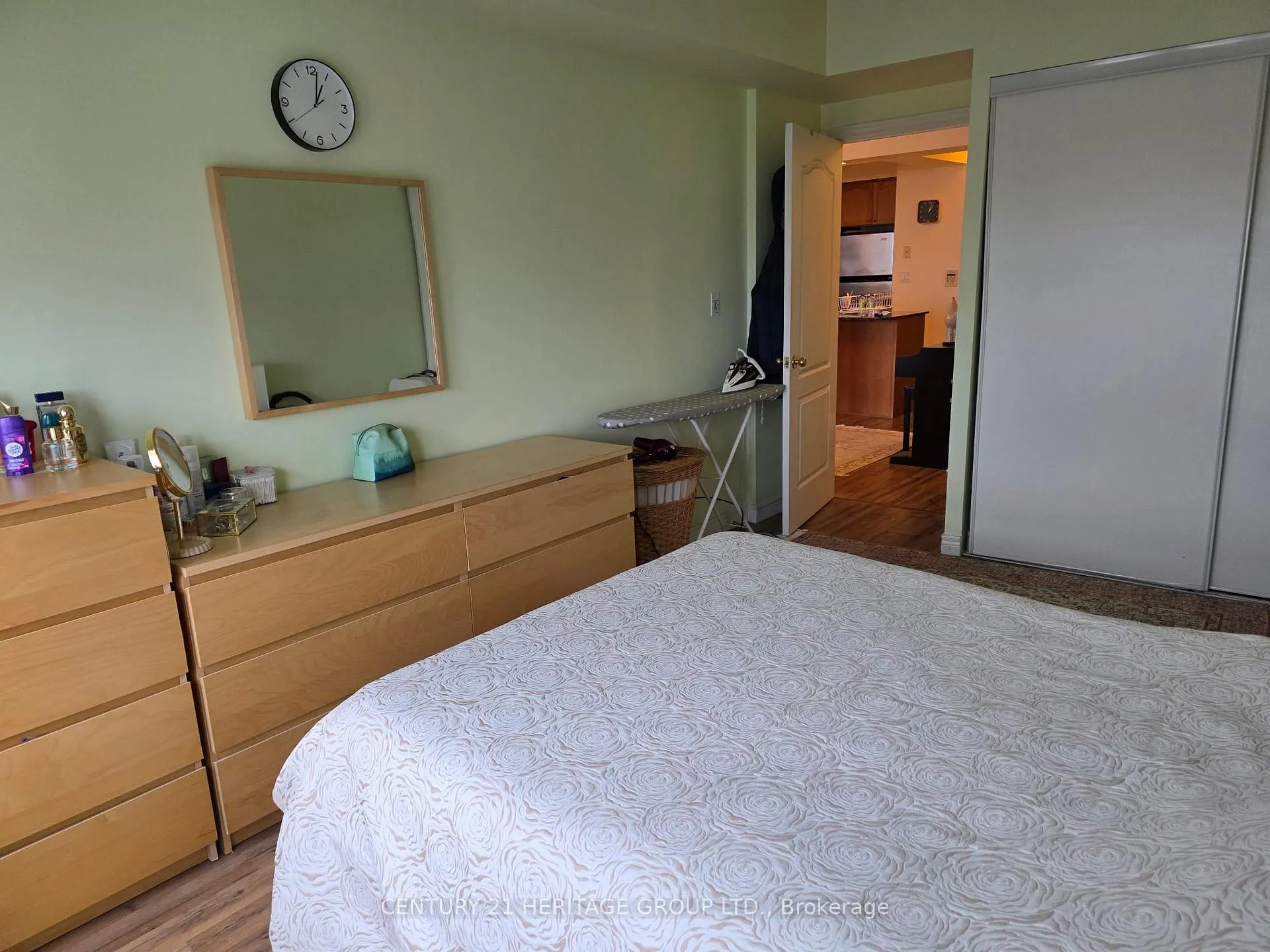 Photo 11 of Unit 709, 100 Promenade Circle, Vaughan, Brownridge — HOMEH