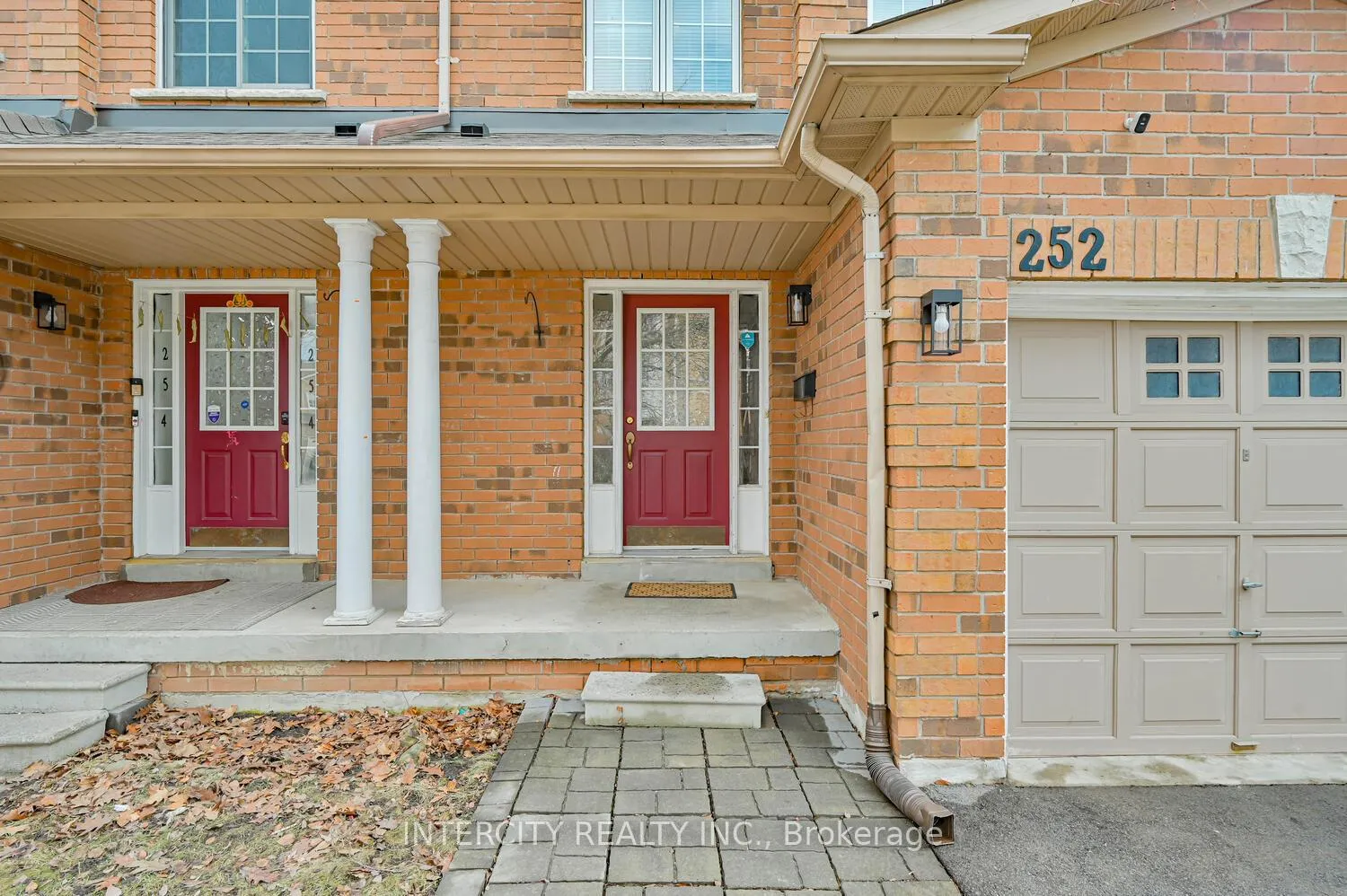 Photo 4 of Unit 252, 9800 Mclaughlin Road N, Brampton, Fletcher's Creek South — HOMEH