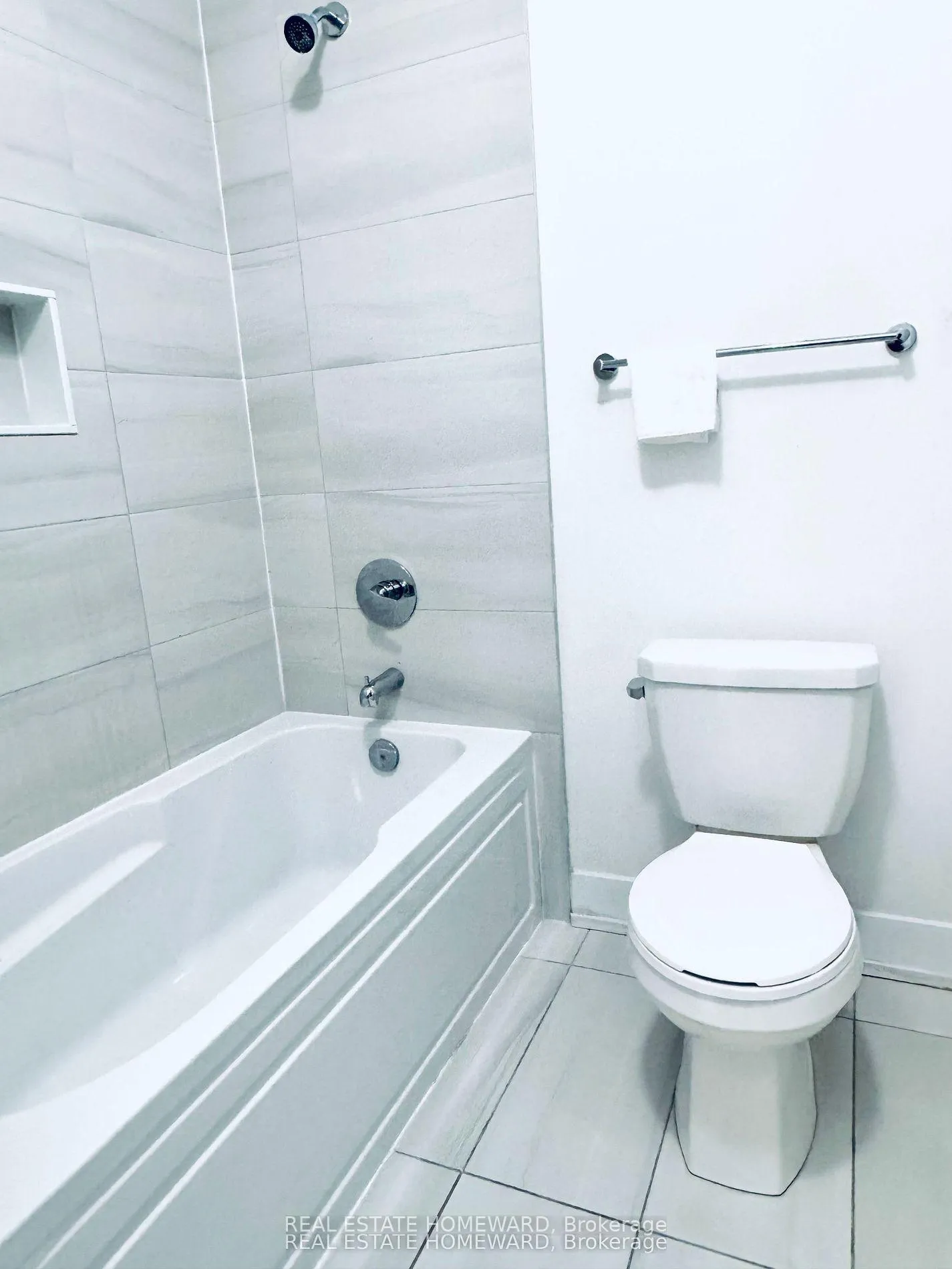 Photo 26 of 960 Lockie Drive, Oshawa, Kedron — HOMEH
