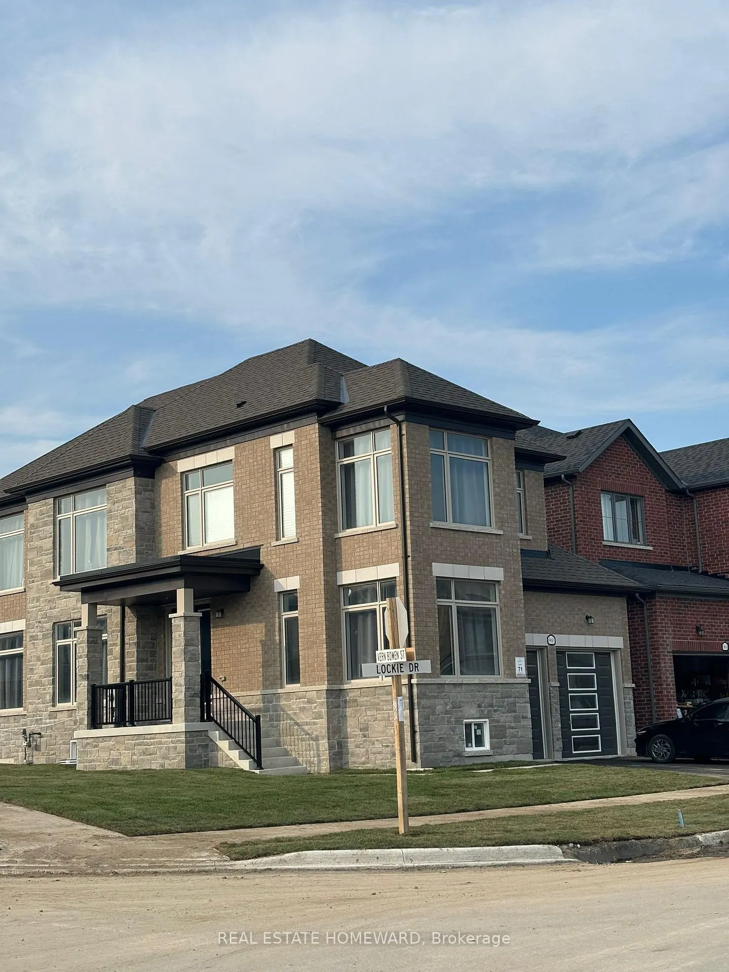 Photo 36 of 960 Lockie Drive, Oshawa, Kedron — HOMEH