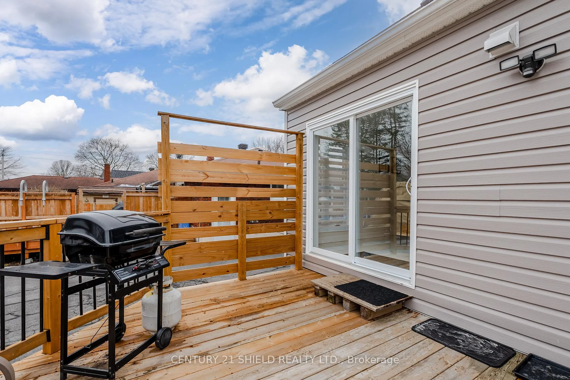 Photo 9 of 1012 Osborne Avenue, Cornwall — HOMEH