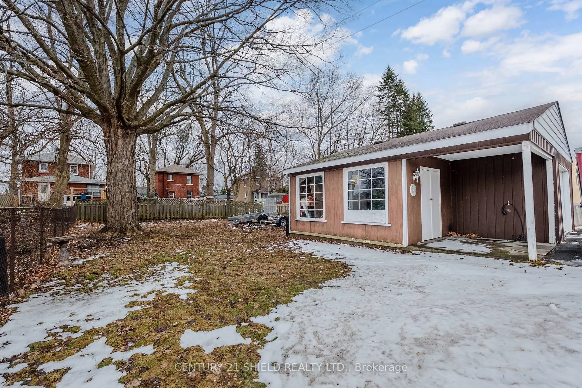 Photo 11 of 1012 Osborne Avenue, Cornwall — HOMEH