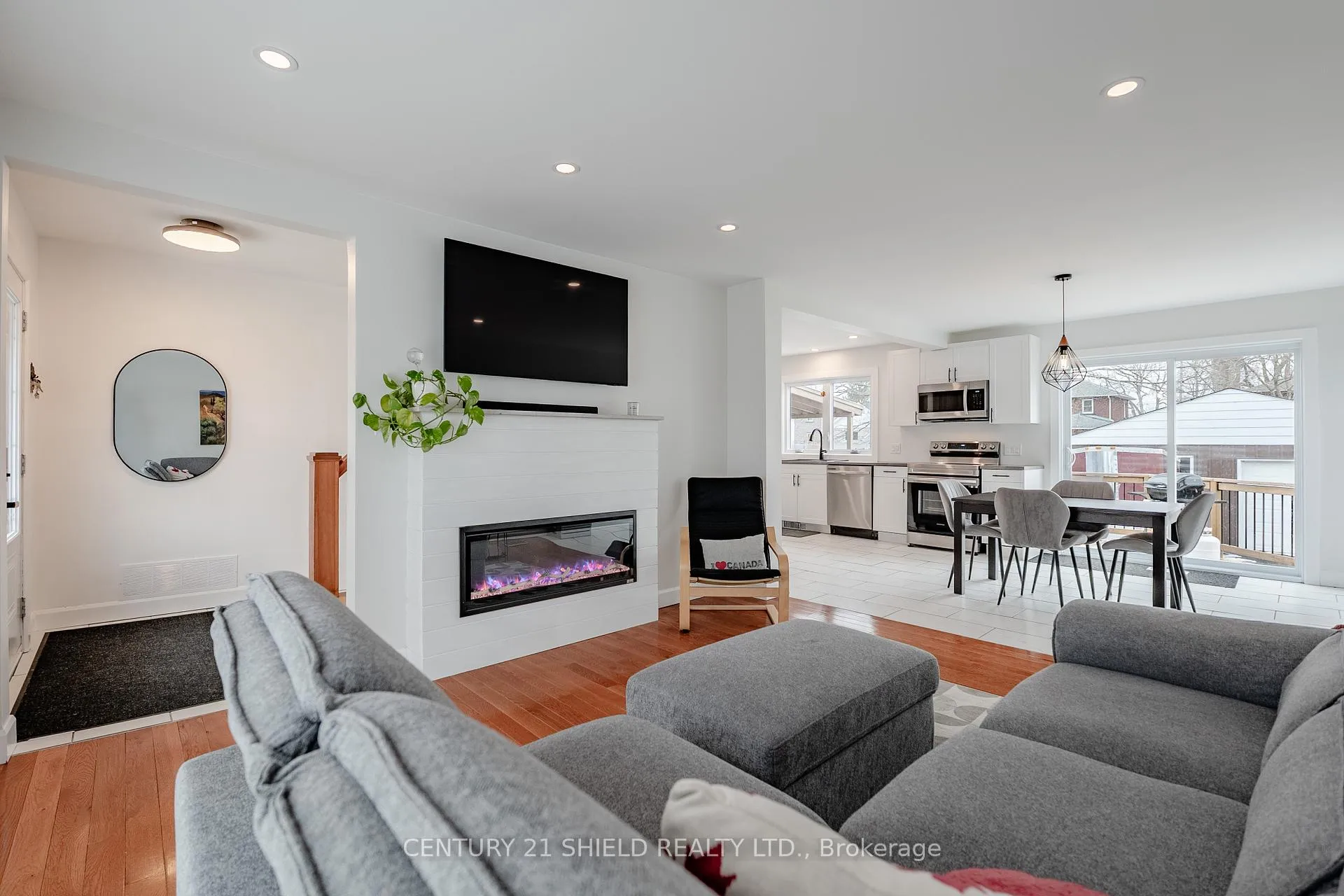 Photo 22 of 1012 Osborne Avenue, Cornwall — HOMEH