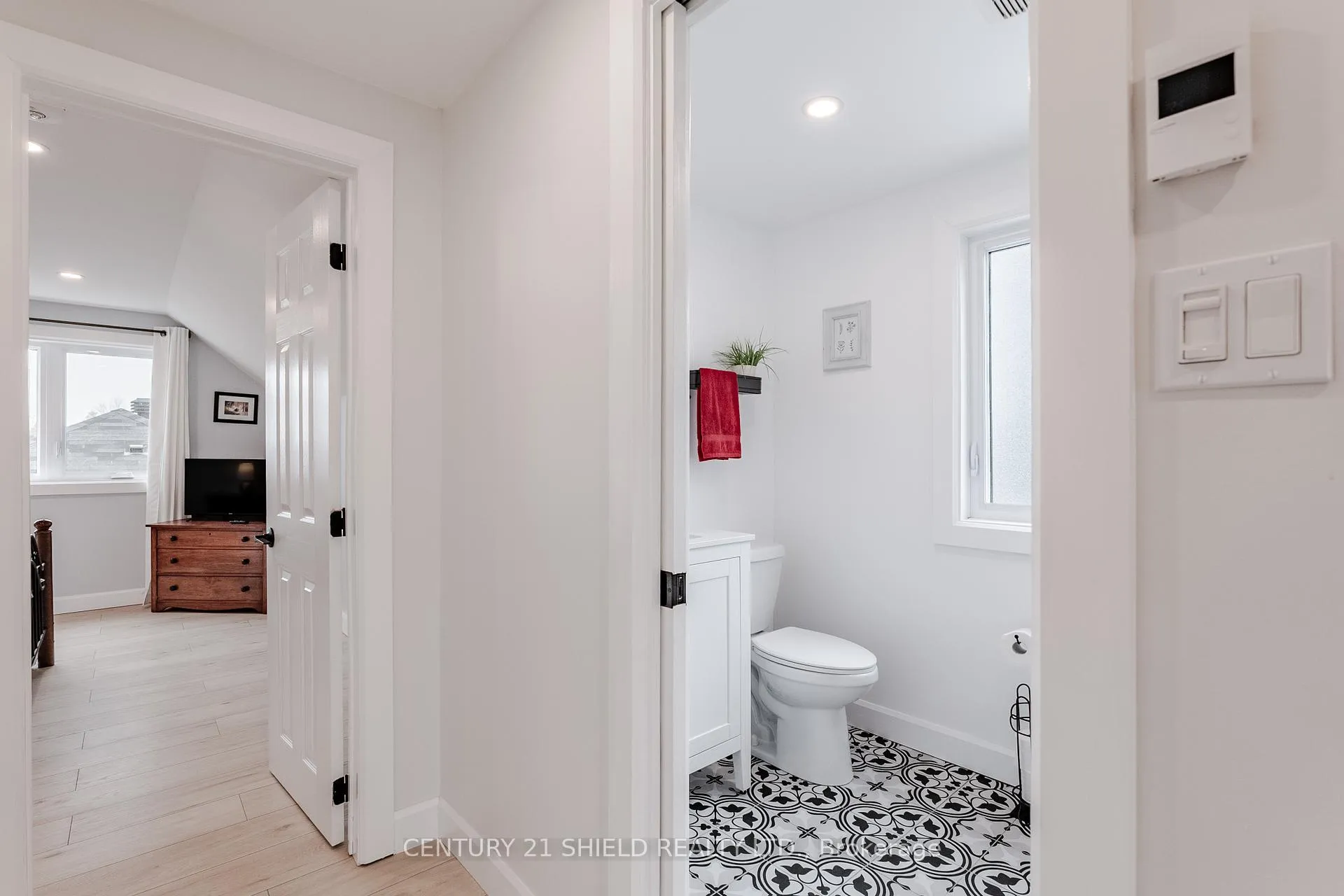 Photo 31 of 1012 Osborne Avenue, Cornwall — HOMEH