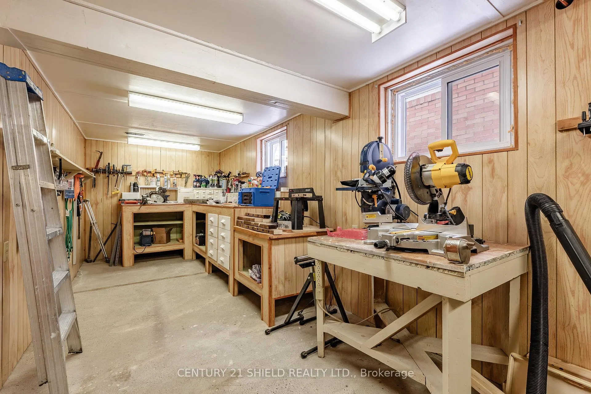 Photo 40 of 1012 Osborne Avenue, Cornwall — HOMEH