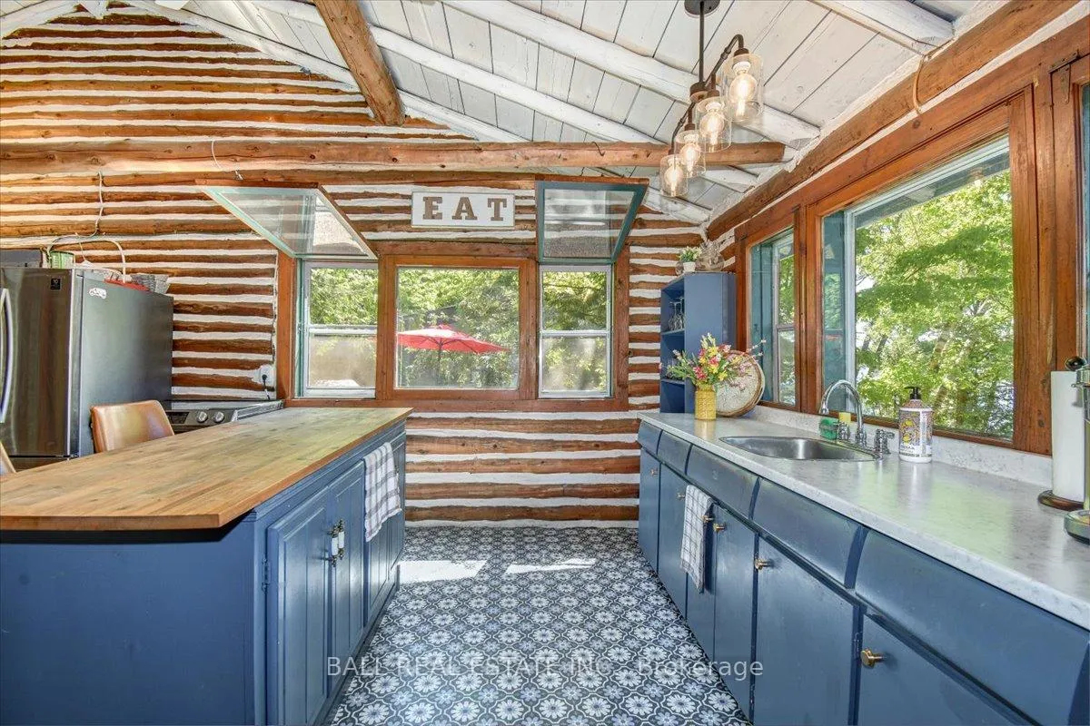 Photo 9 of 139 Spence Road, North Kawartha — HOMEH