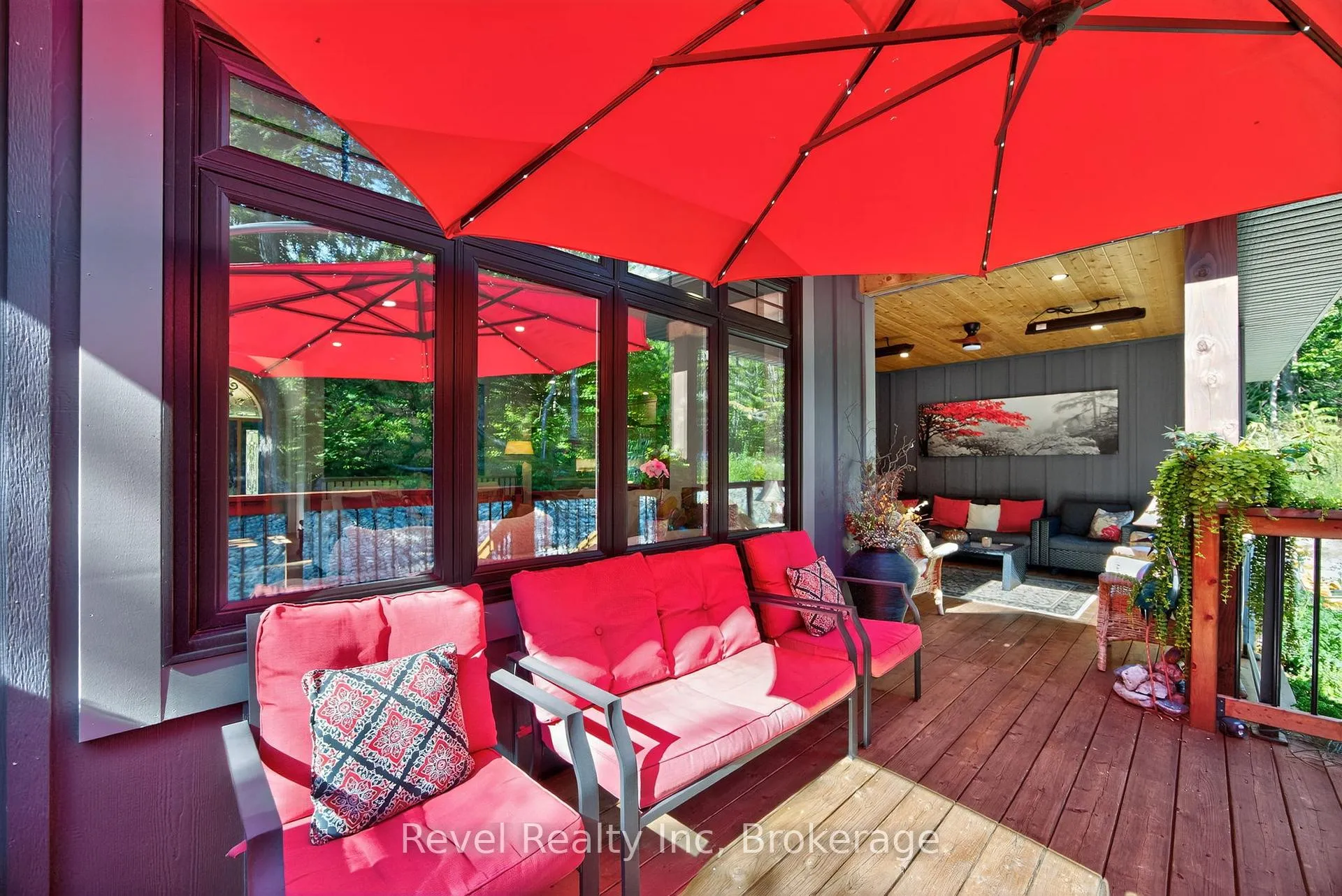 Photo 35 of 517 Silverbirch Drive, Tiny, Rural Tiny — HOMEH