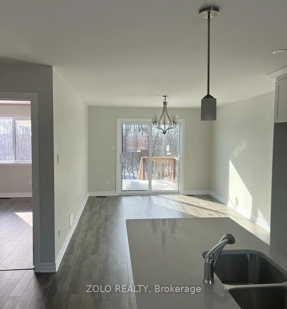 Photo 5 of 210 Ruby Drive, Cornwall — HOMEH