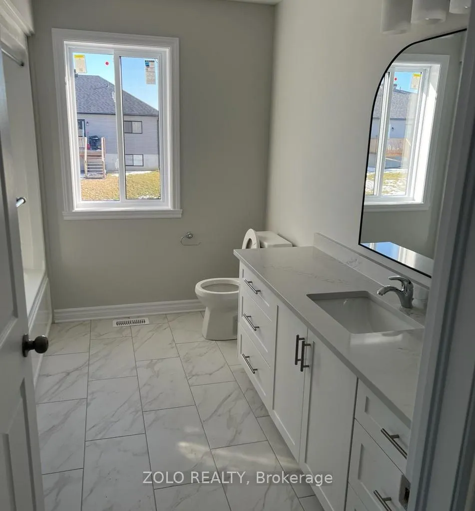 Photo 9 of 210 Ruby Drive, Cornwall — HOMEH