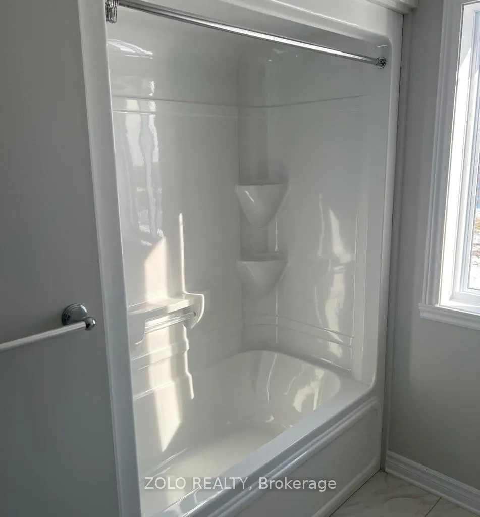 Photo 11 of 210 Ruby Drive, Cornwall — HOMEH