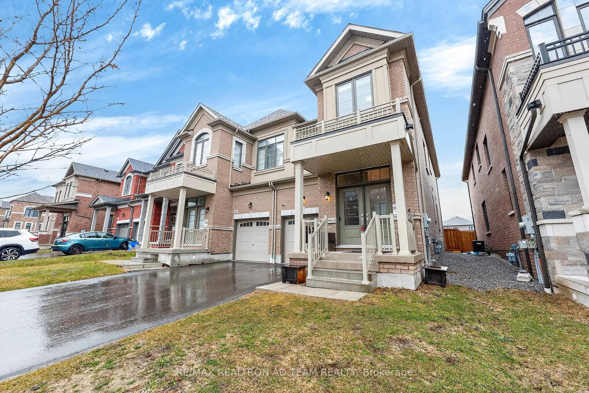 Photo 3 of 9 O'Reilly Street, Whitby, Rural Whitby — HOMEH
