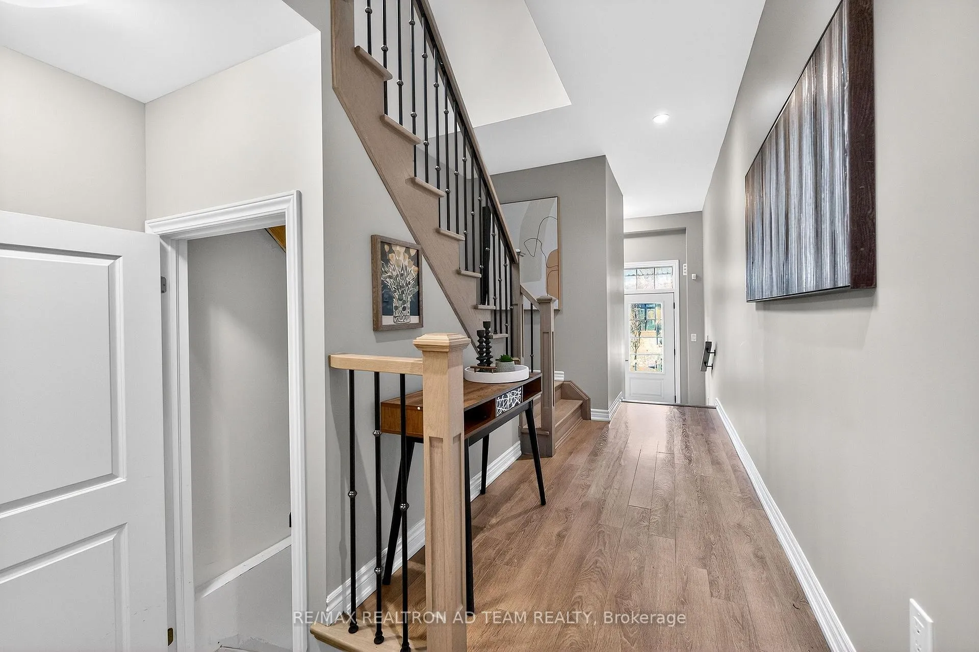 Photo 5 of 9 O'Reilly Street, Whitby, Rural Whitby — HOMEH