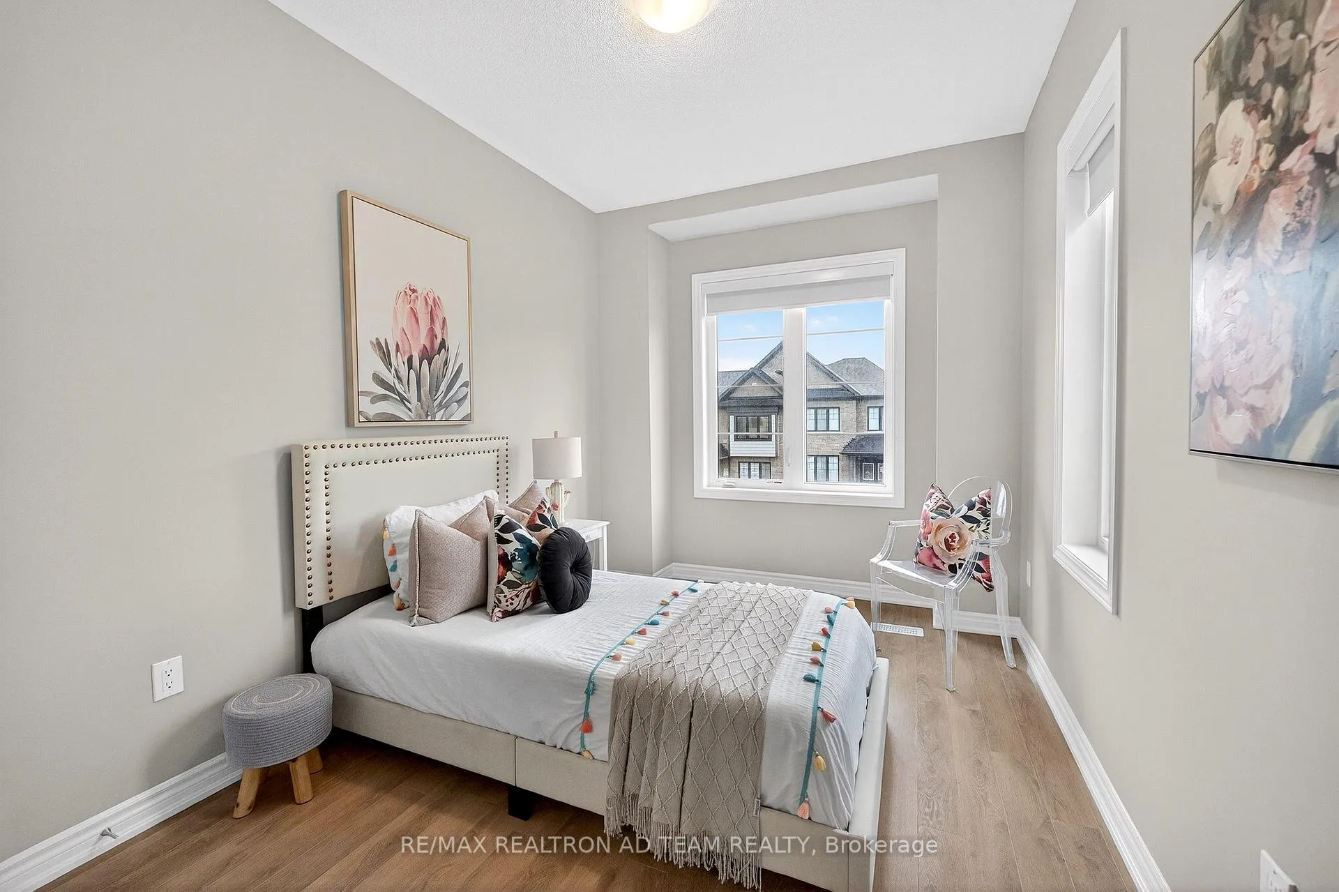 Photo 23 of 9 O'Reilly Street, Whitby, Rural Whitby — HOMEH