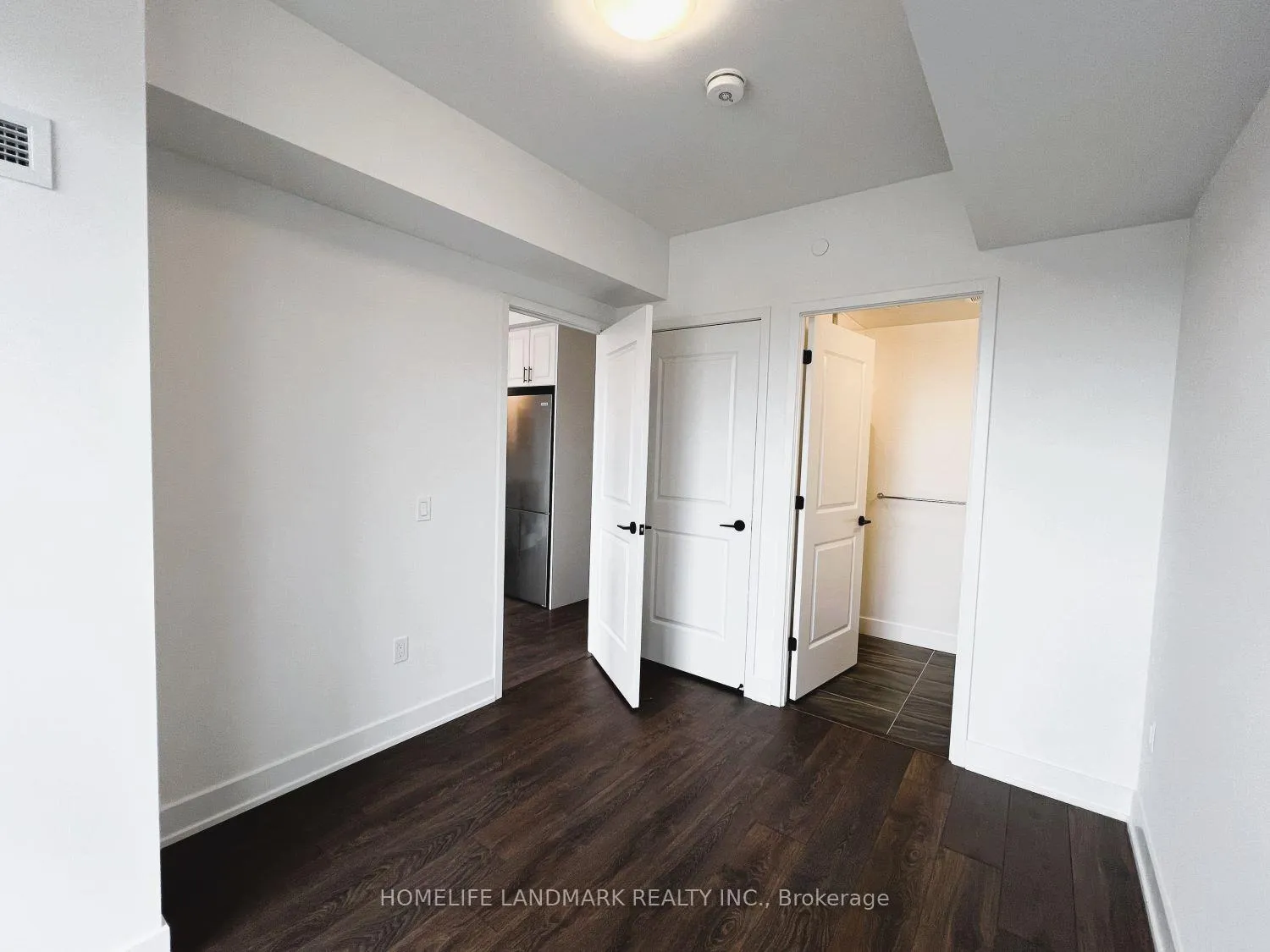 Photo 8 of Unit 320, 2343 Khalsa Gate, Oakville, Westmount — HOMEH